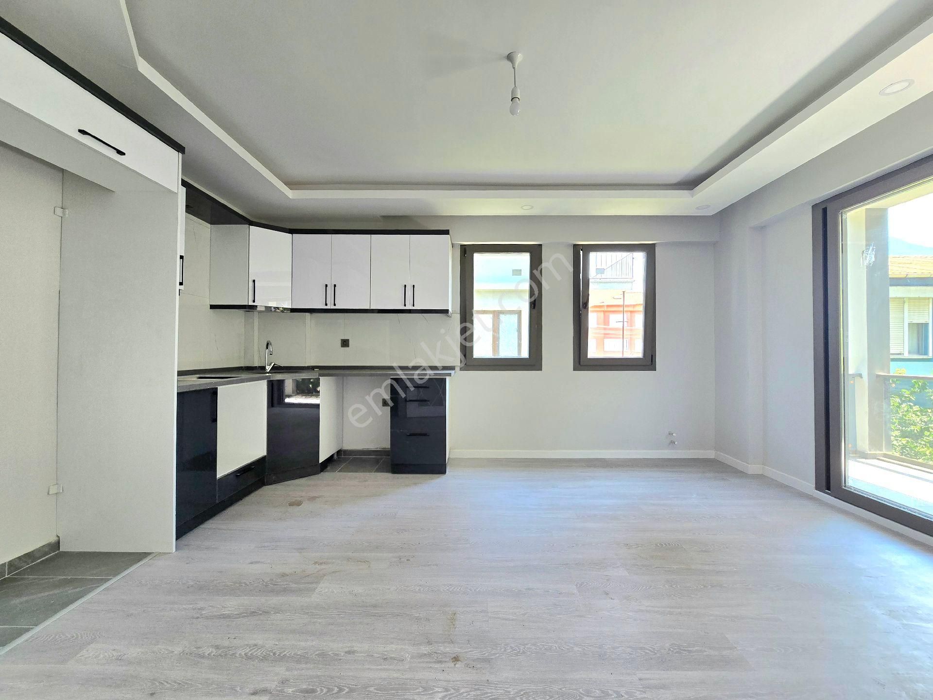 Fethiye Tuzla Merkez'de Denize Yakın 2+1 65m2 Ara Kat Daire - Görsel 2