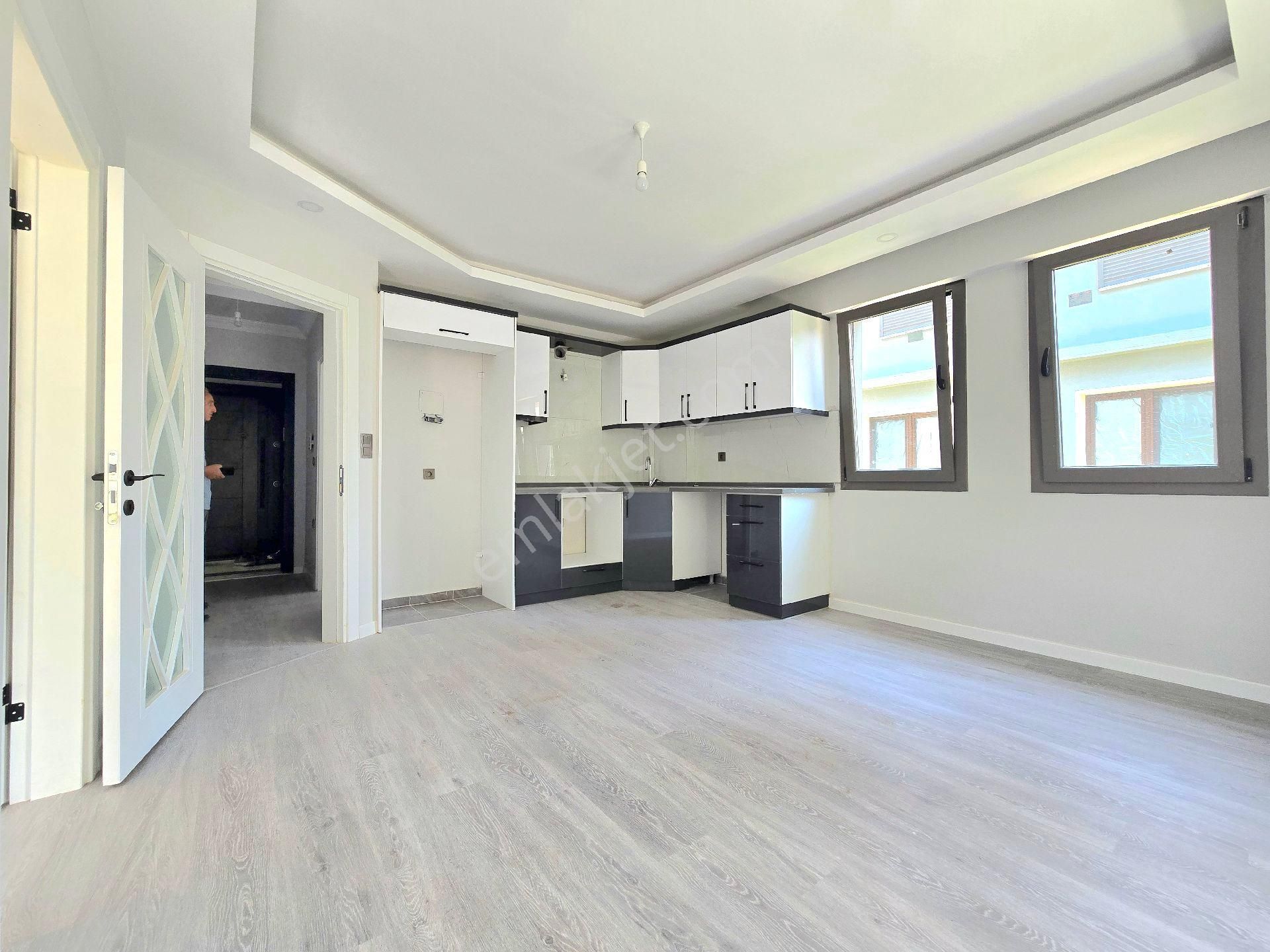 Fethiye Tuzla Merkez'de Denize Yakın 2+1 65m2 Ara Kat Daire - Görsel 4