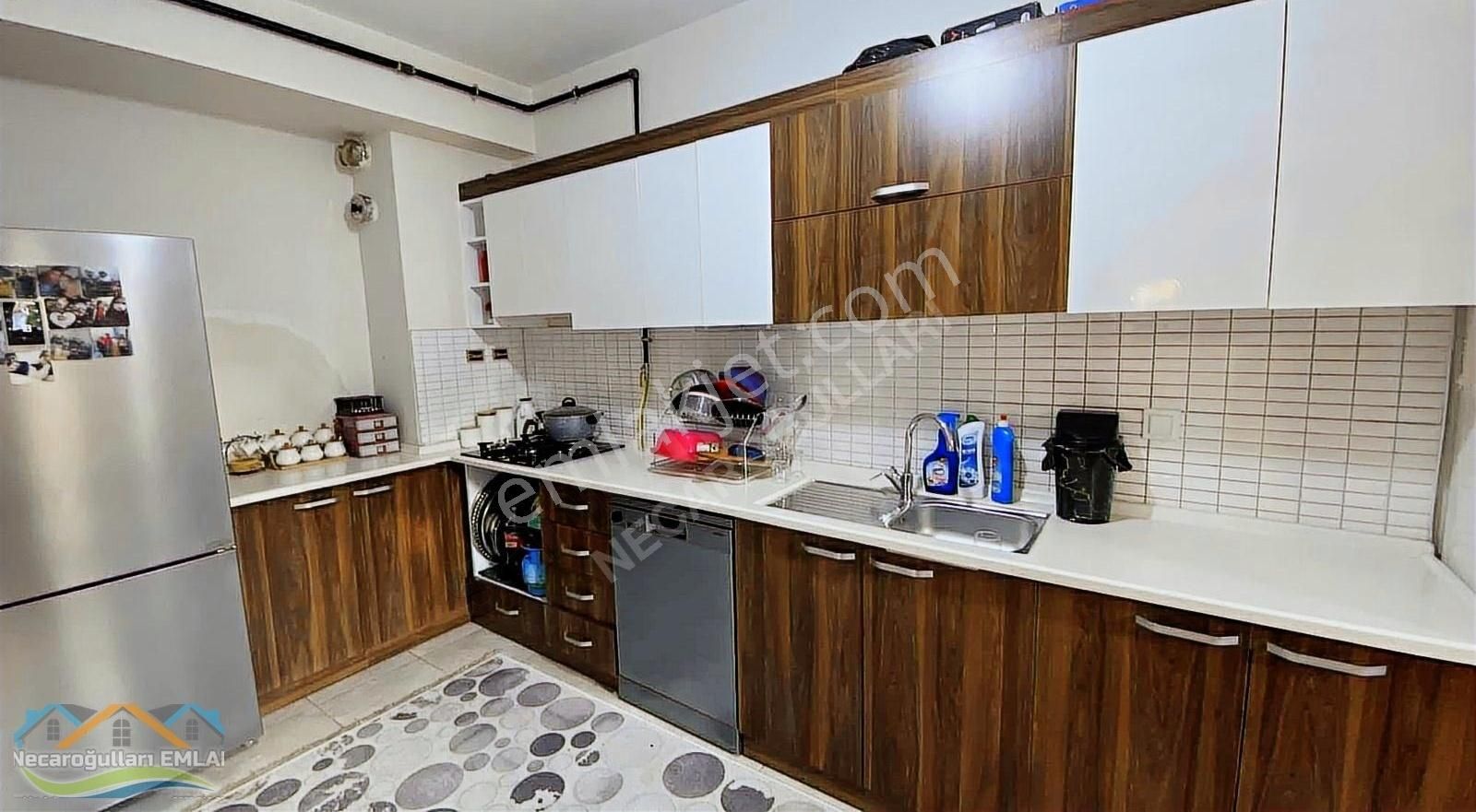 Necaroğullarından Merkezi Konumda Fırsat 2+1 Villa - Görsel 18