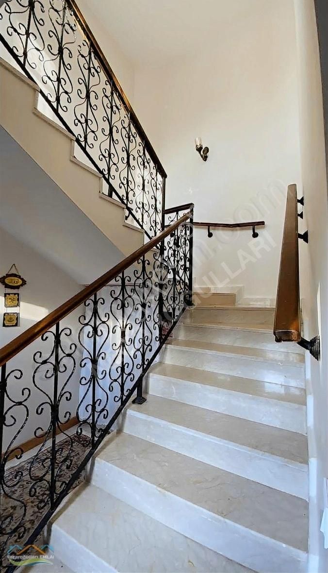 Necaroğullarından Merkezi Konumda Fırsat 2+1 Villa - Görsel 24