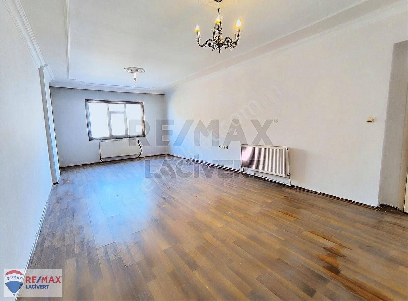 Yakutiye Muratpaşa Kiralık Daire Re/max Lacivert'ten Saraybosna'da Kiralık 4+1 Daire