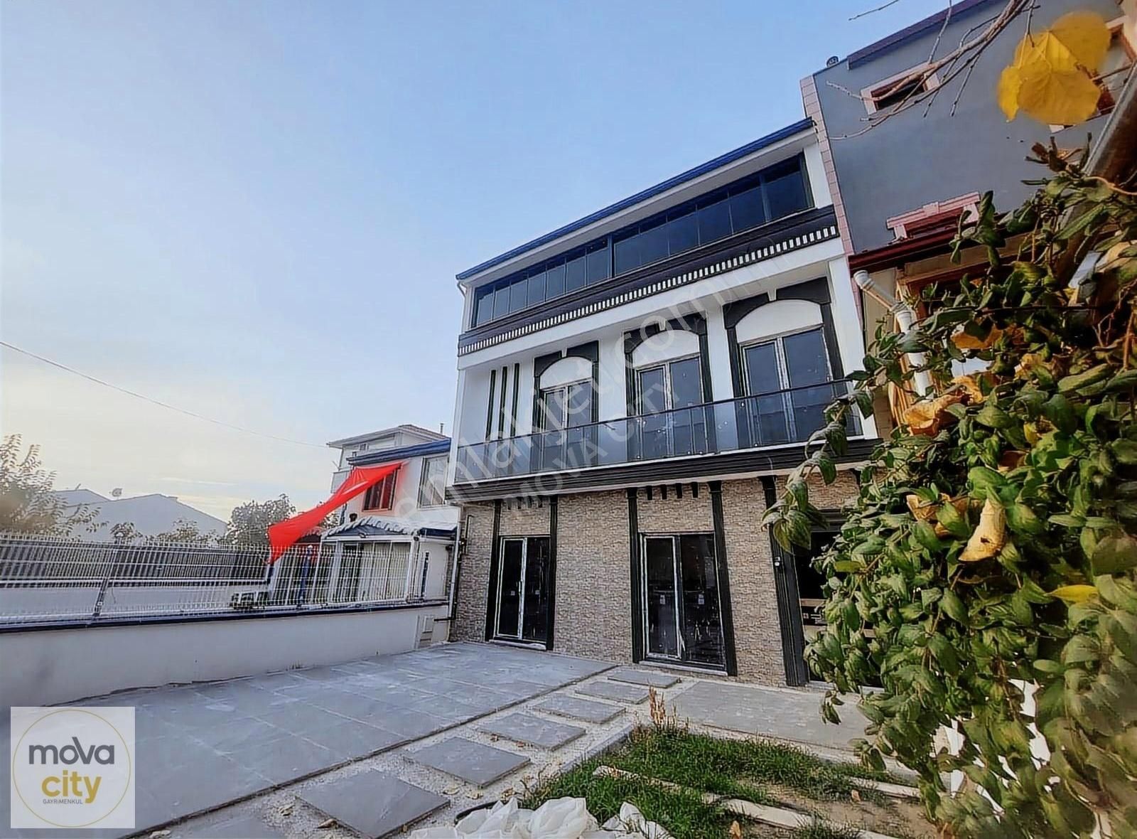 Çorum Merkez Üçtutlar Satılık Villa Binevler 22.sokak'ta Anahtar Teslim Satılık Lüks Villa