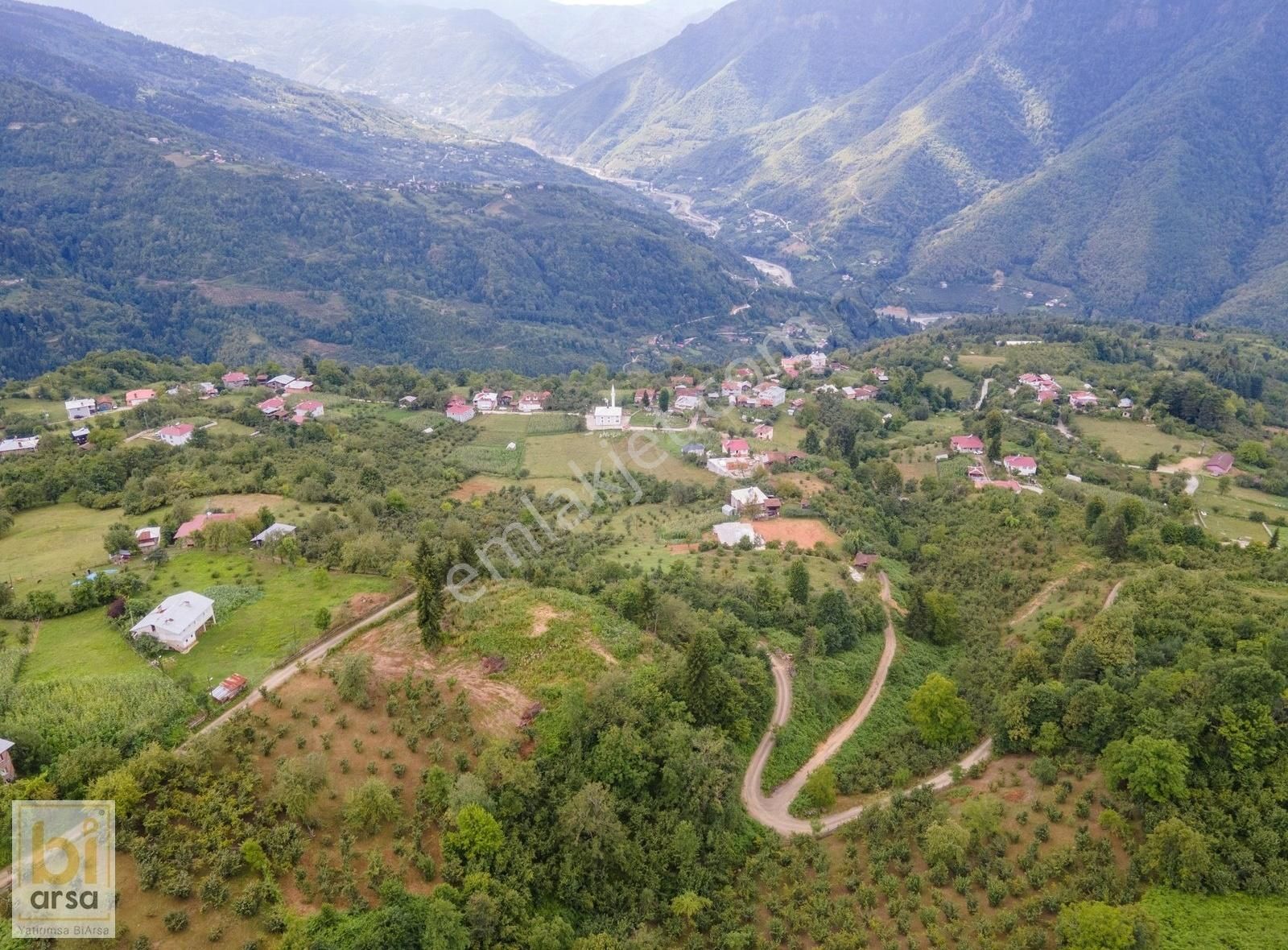 Murgul Korucular Köyü Satılık Konut İmarlı Artvin Murgul'da Denize 39km, Batum'a Yakın 610m² İmarlı Köyiçi