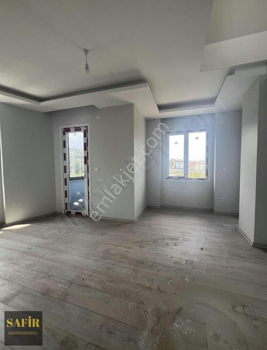 Güngörende Bağcılar Hastane Karşısı 3katlı Bina Komple Satılık.. - Görsel 34