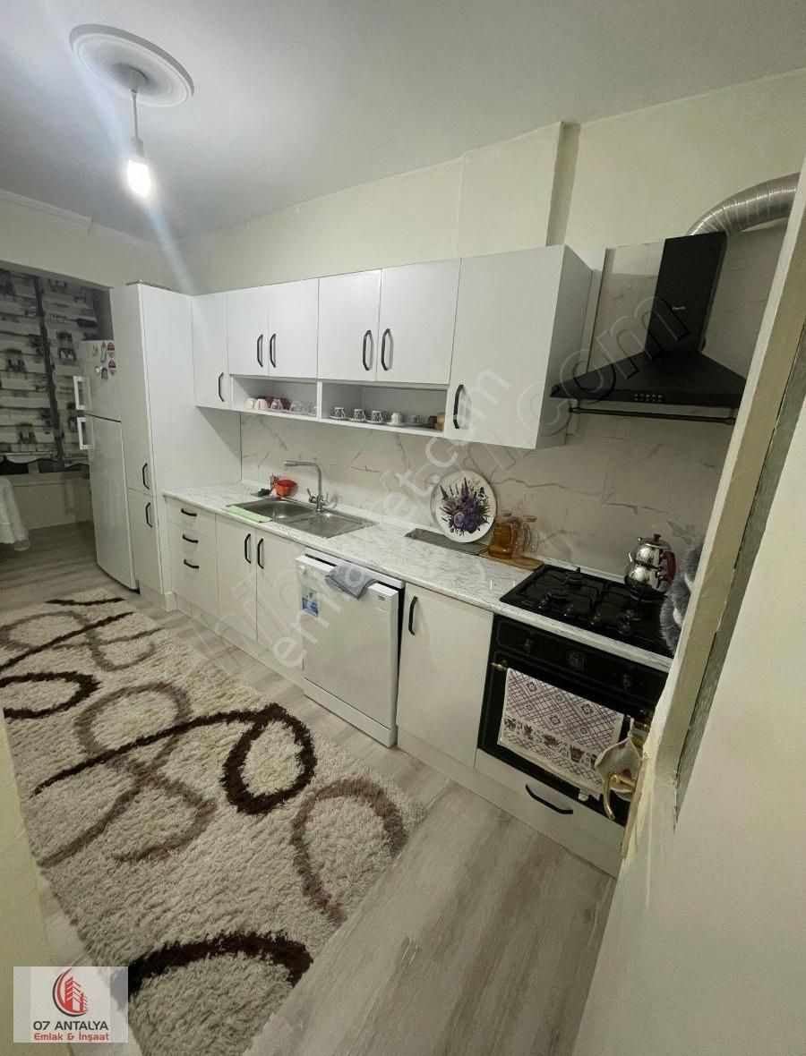 Kepez Düdenbaşı Satılık Daire Düdenbaşında 120m2 2+1_3.kat Çift Cephe_kısmi Tadilatı Yapılmış