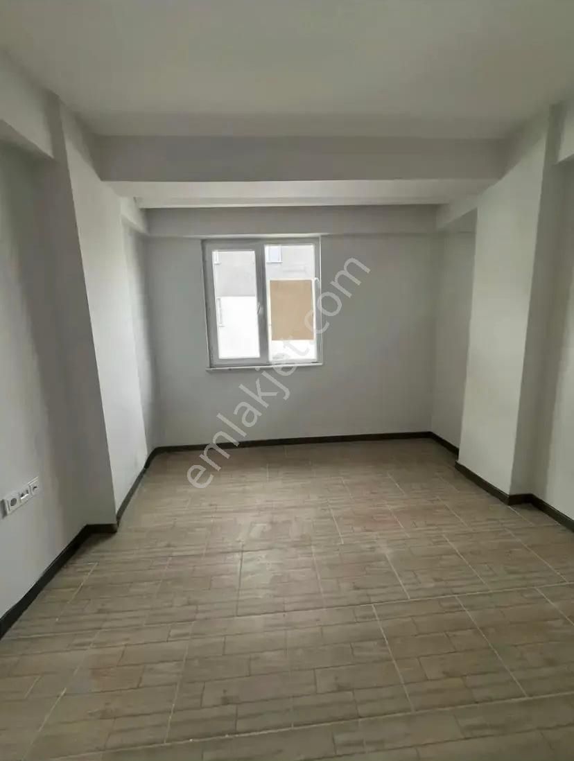 Y-001 Emek Mahallesinde Satılık 2+1 Daire