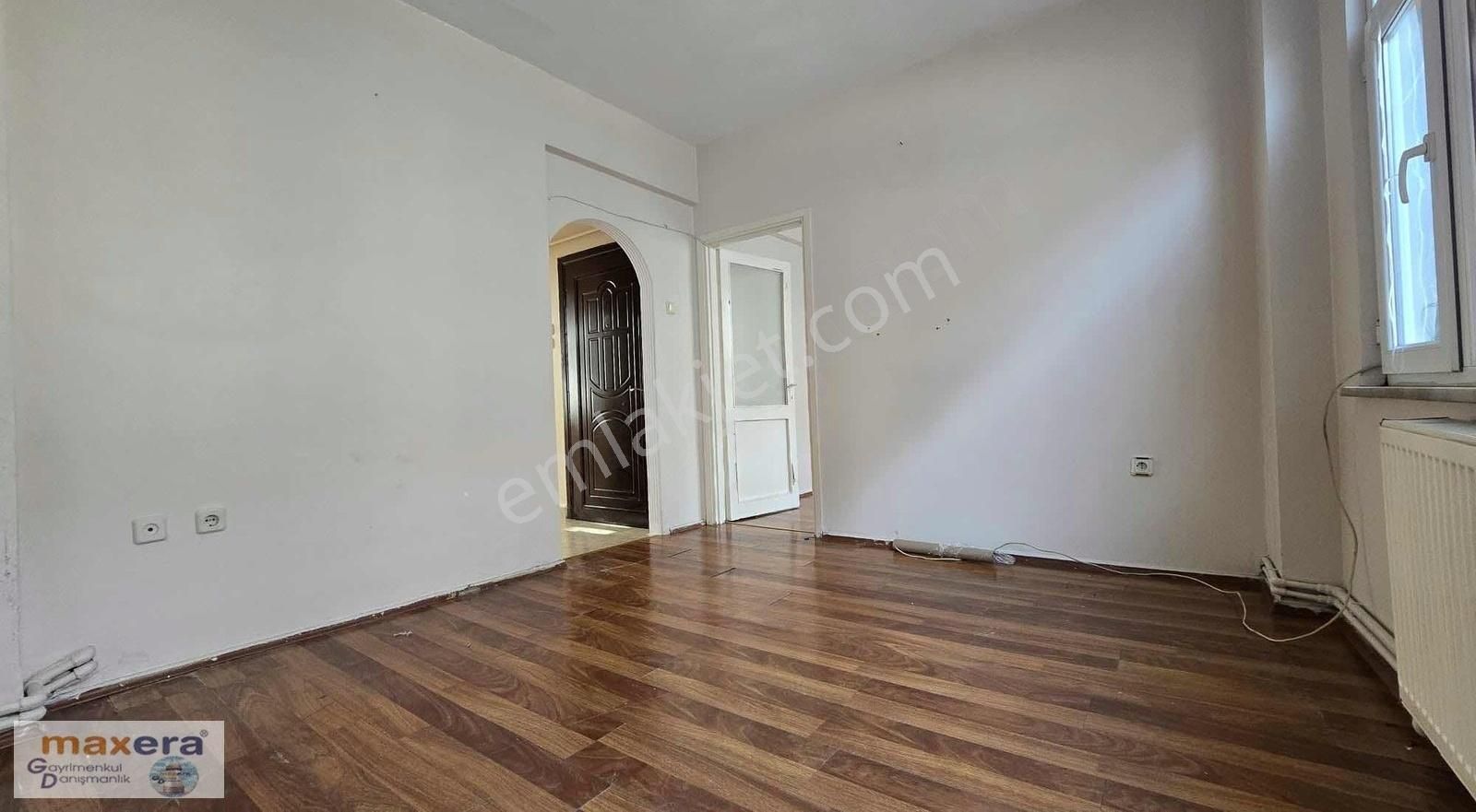 Bakırköy Sakızağacı Kiralık Daire Bakırköy Sakızağacında Güney Cephe Sahile Yakın 2+1 80m2