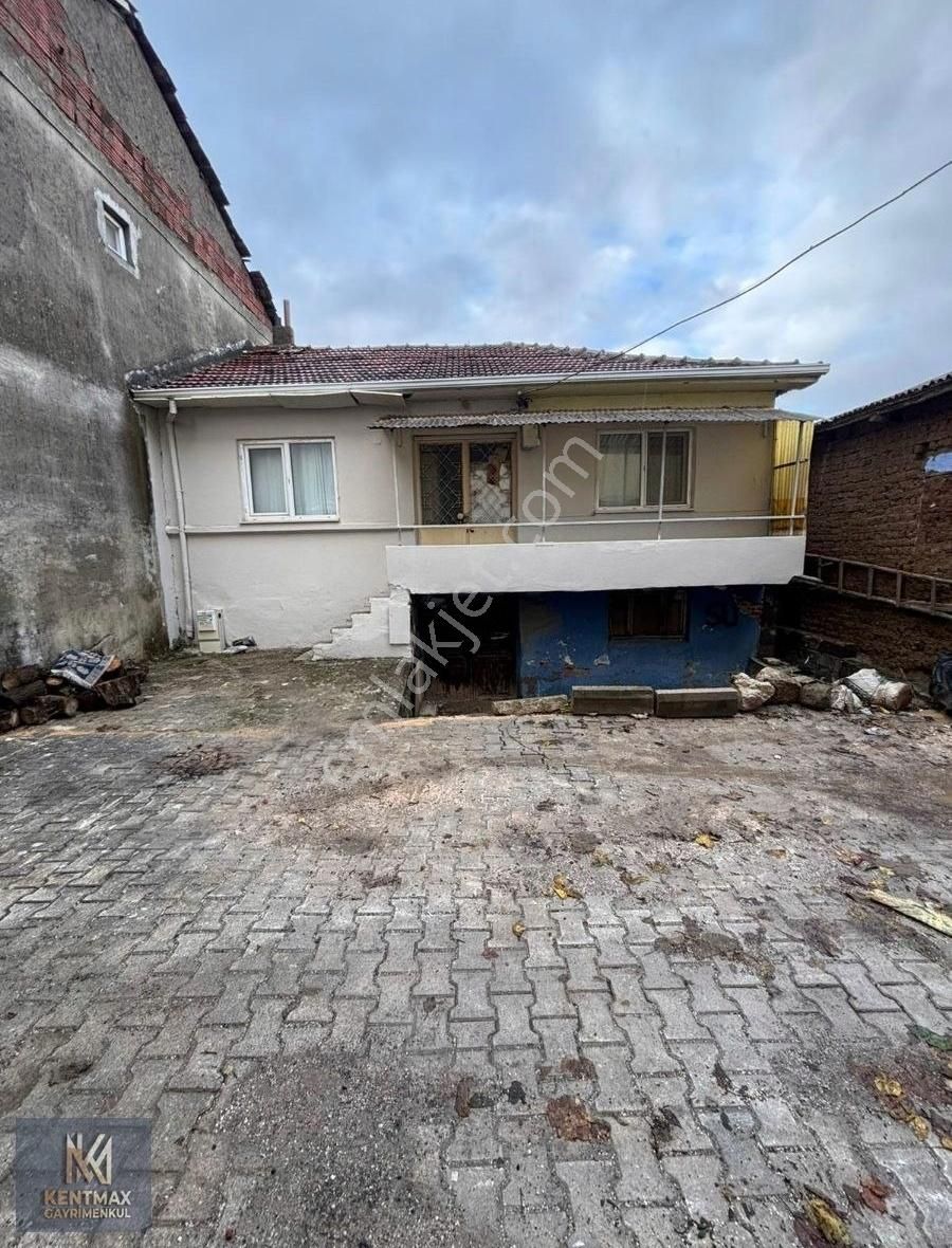 Kentmax Emlak'dan Satılık Bahçeli Köy Evi - Görsel 26