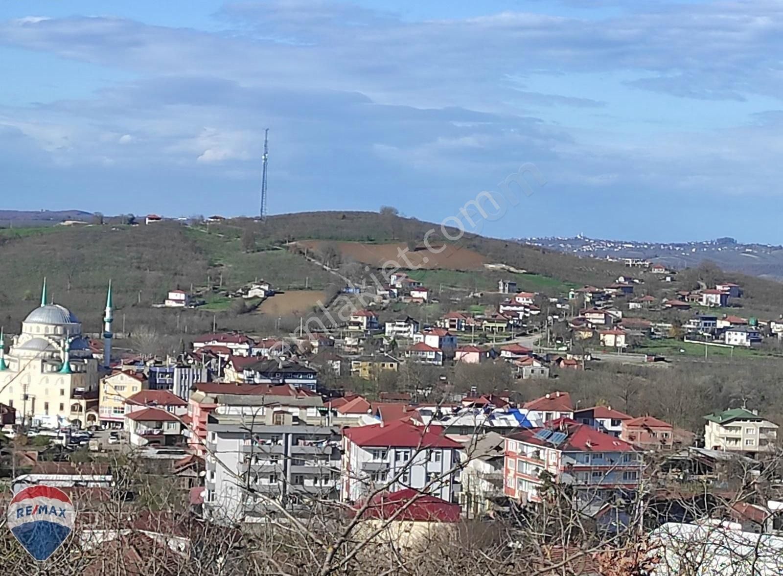 Karasu Limandere Satılık Konut İmarlı Re/max Mavi'den Limandere Merkezde İmar Sınırında Manzaralı Fınd