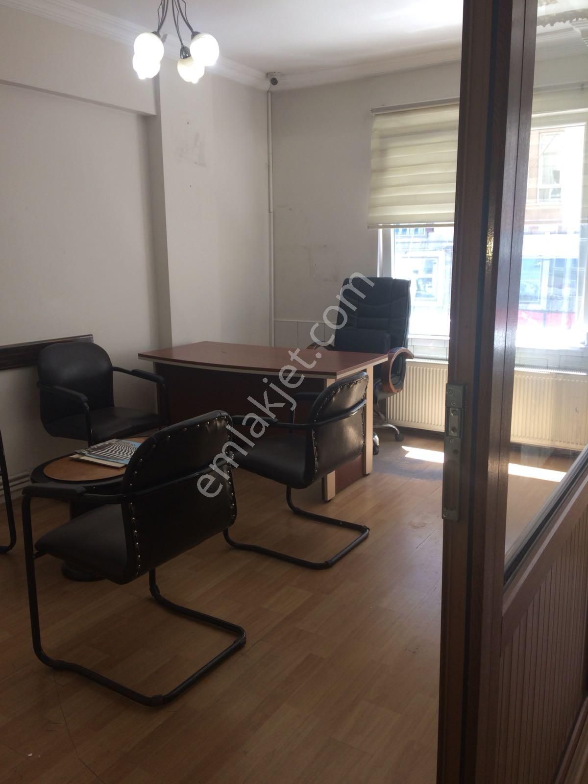 Melikgazi Gülük Kiralık Büro Düvenönü Tranvay Duragı Karşısı Eşyalı Kiralık Ofis