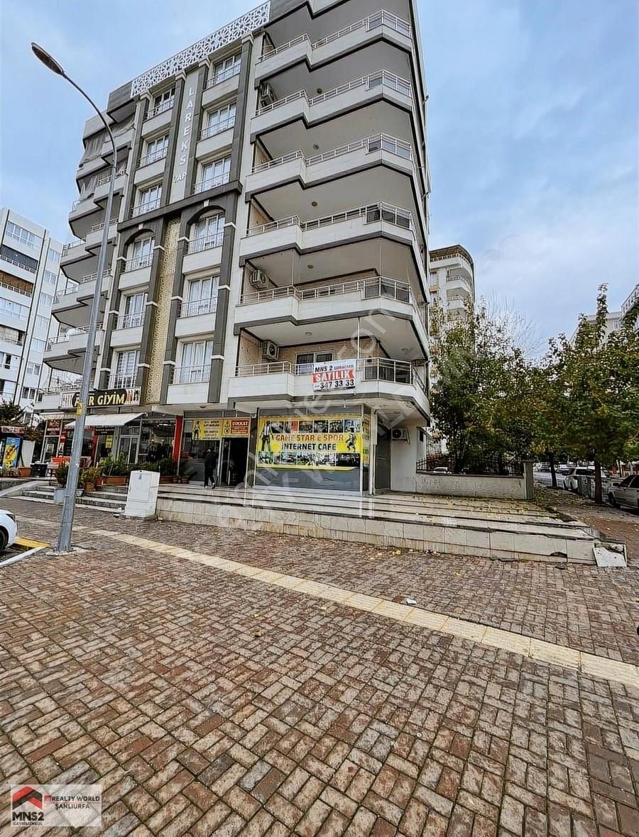 Karaköprü Atakent Satılık Daire Realty Wortd Mns2 Gayrimenkul Satılık 4+1 Ahmet Demir Den