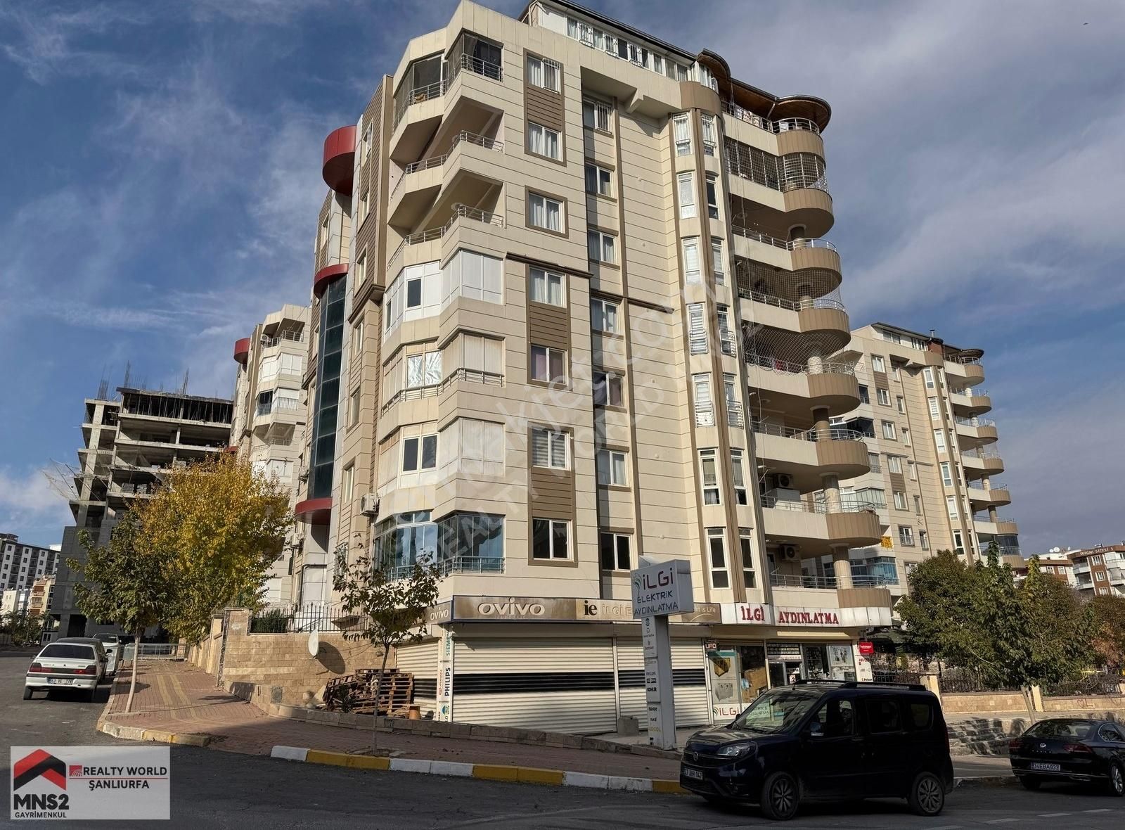 Karaköprü Karşıyaka Satılık Daire Realty World Mns2 Güvenlikli Sitede Uygun Güzel 5 Odalı Daire