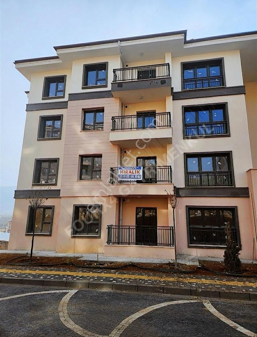 Yeşilyurt İkizce Kiralık Daire İkizce Kızılay Yerleşke Karşısı Kiralık Daire