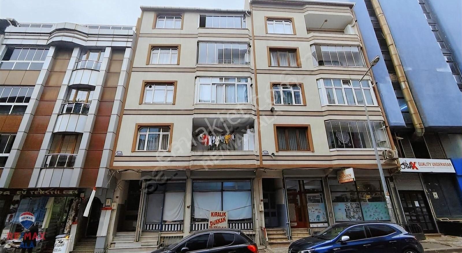 Sultangazi Sultançiftliği Kiralık Daire Re/max Âlâdan Hacı Şükrü Tramvay Durağında Kiralık Daire