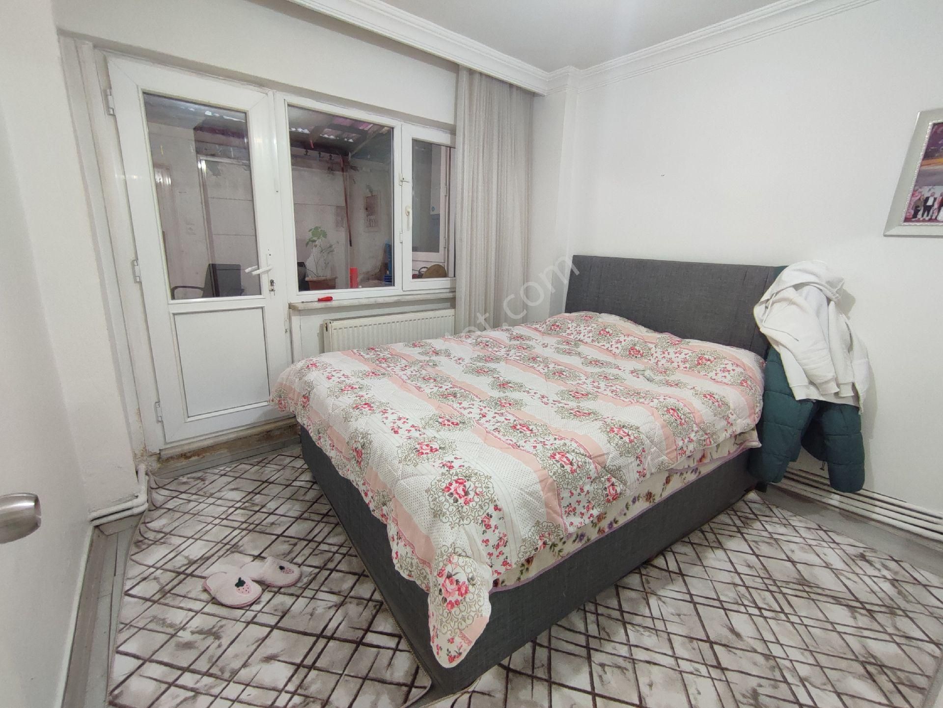 Erzen Emlak İstanbul Gaziosmanpaşa Yıldıztabya Cuma Pazarı Orada - Görsel 12