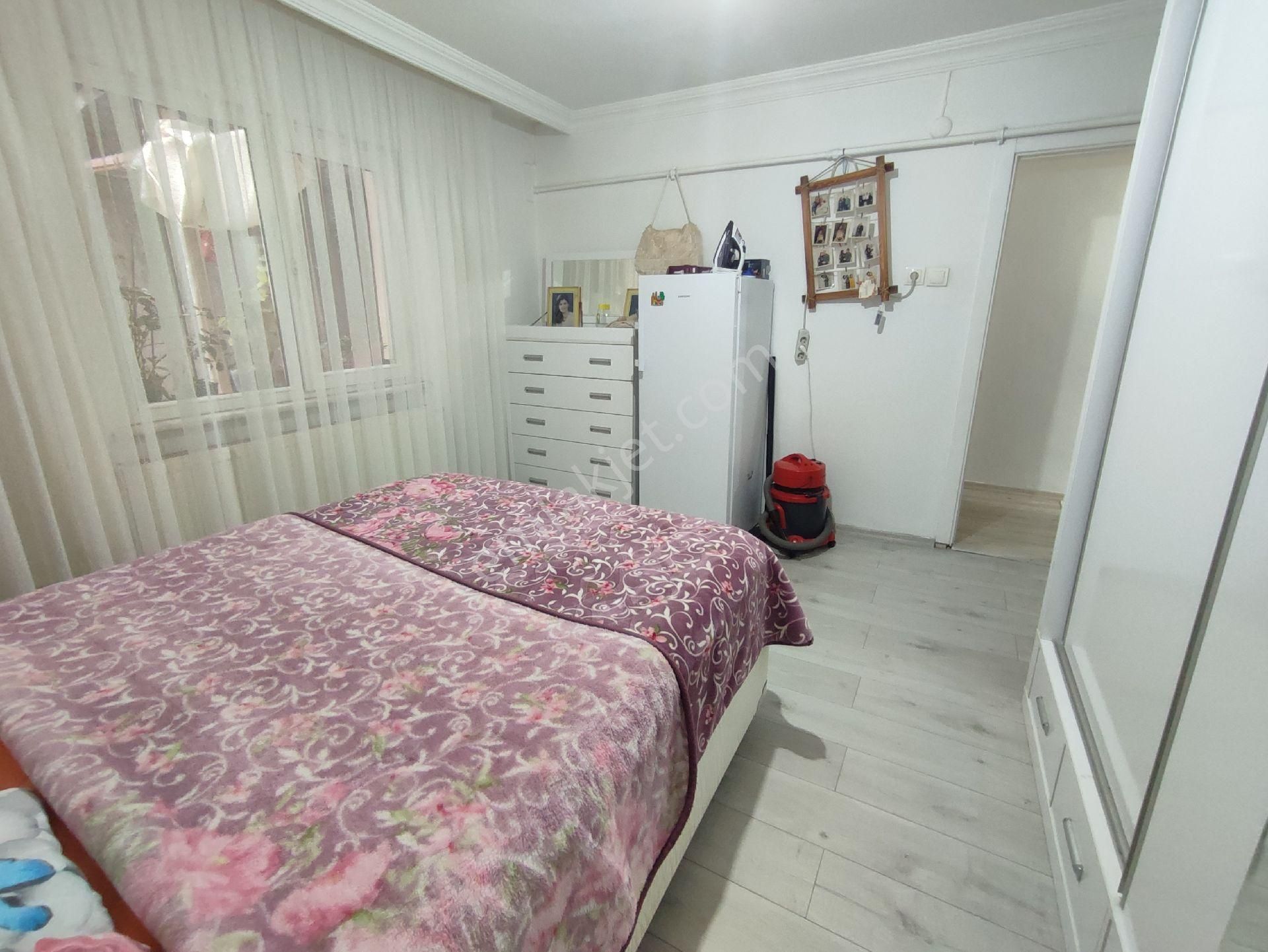 Erzen Emlak İstanbul Gaziosmanpaşa Yıldıztabya Cuma Pazarı Orada - Görsel 8