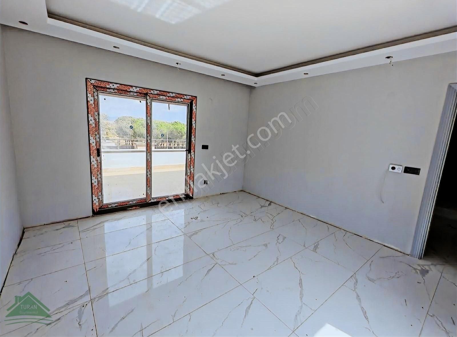 Müstakil Havuzlu Asansörlü 7+1 Villa - Görsel 7