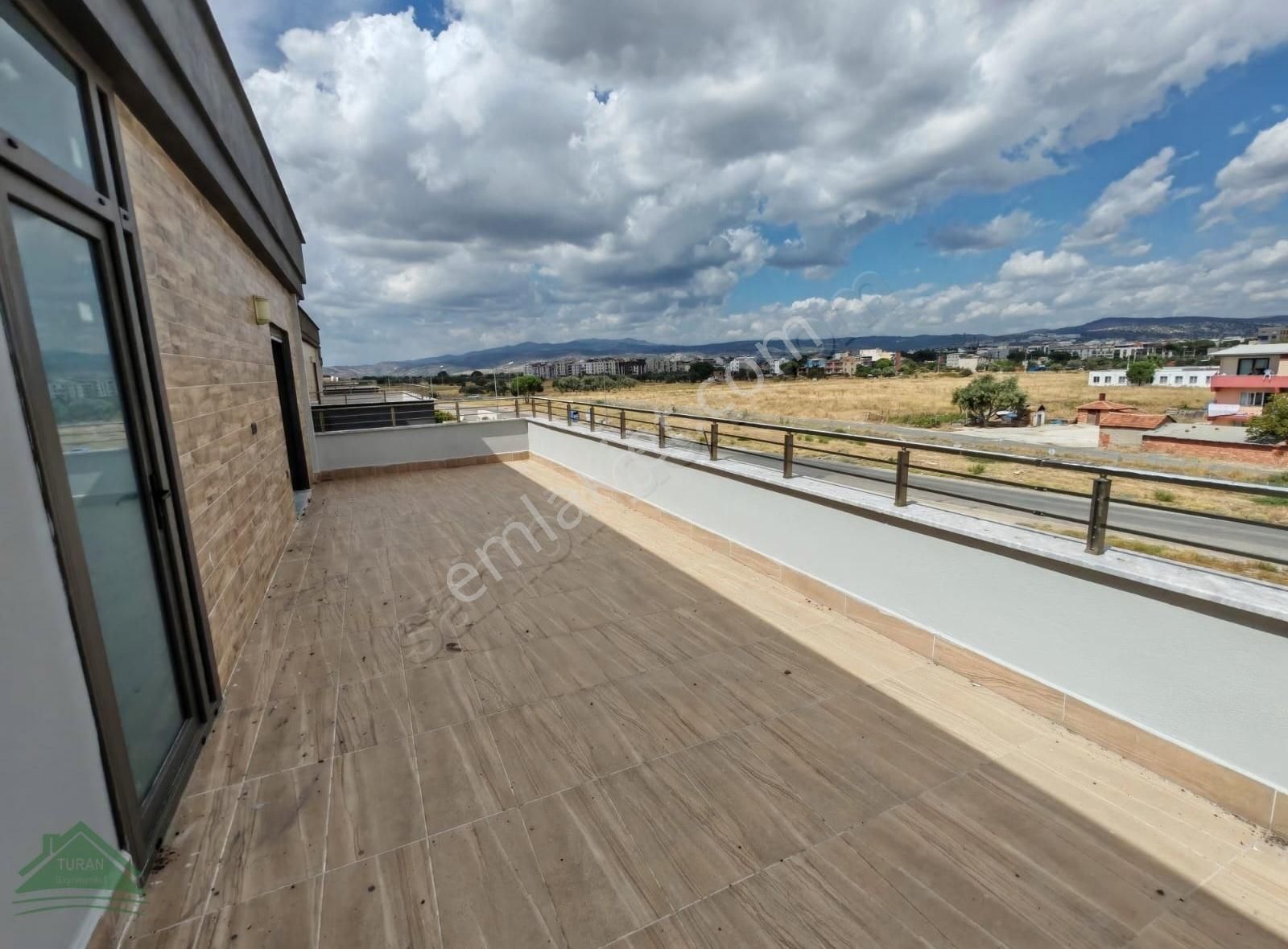 Müstakil Havuzlu Asansörlü 7+1 Villa - Görsel 5