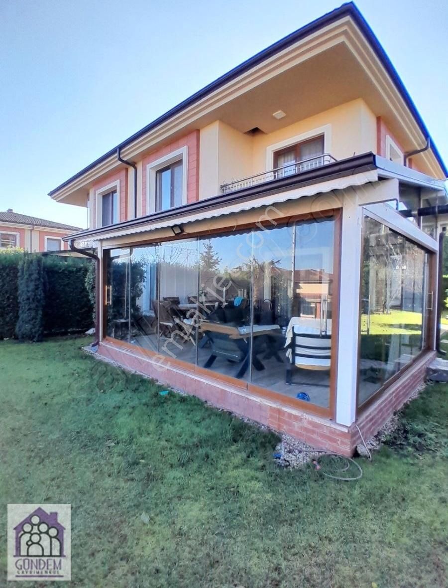 Kartepe Derbent Kiralık Villa Kartepe Park Evlerinde Göl Manzaralı Kiralık Villa