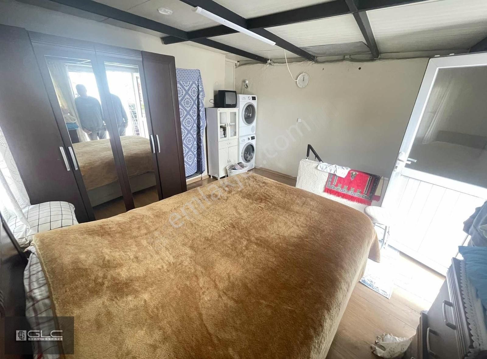 İzmir Eşrefpaşada 3 Katlı Satılık Güvenlik Sistemli Müstakil Ev - Görsel 4