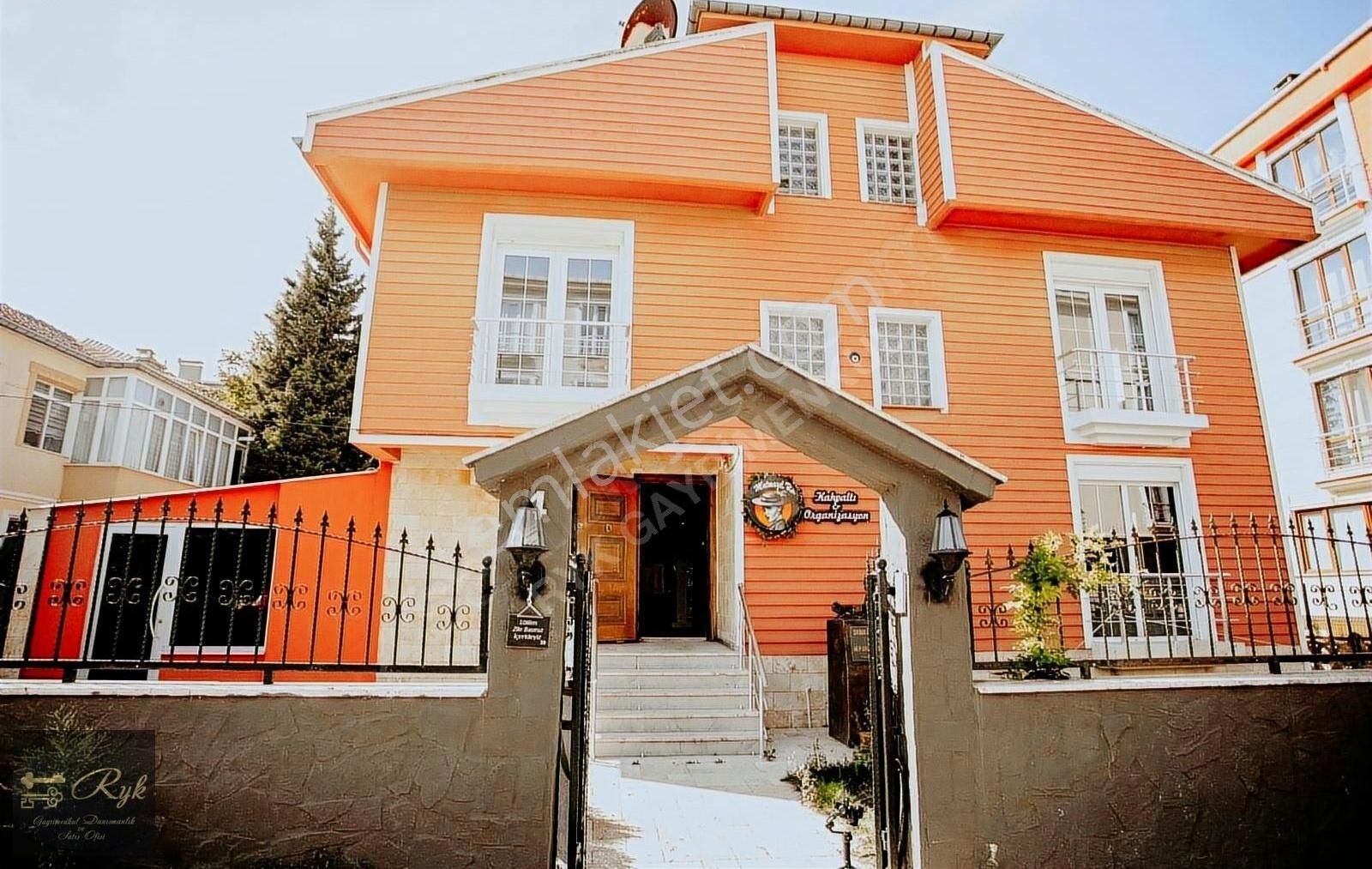 Lüleburgaz 8 Kasım Satılık Villa (İşyeri) Satılık İşyeri Ruhsatı Olan Villa