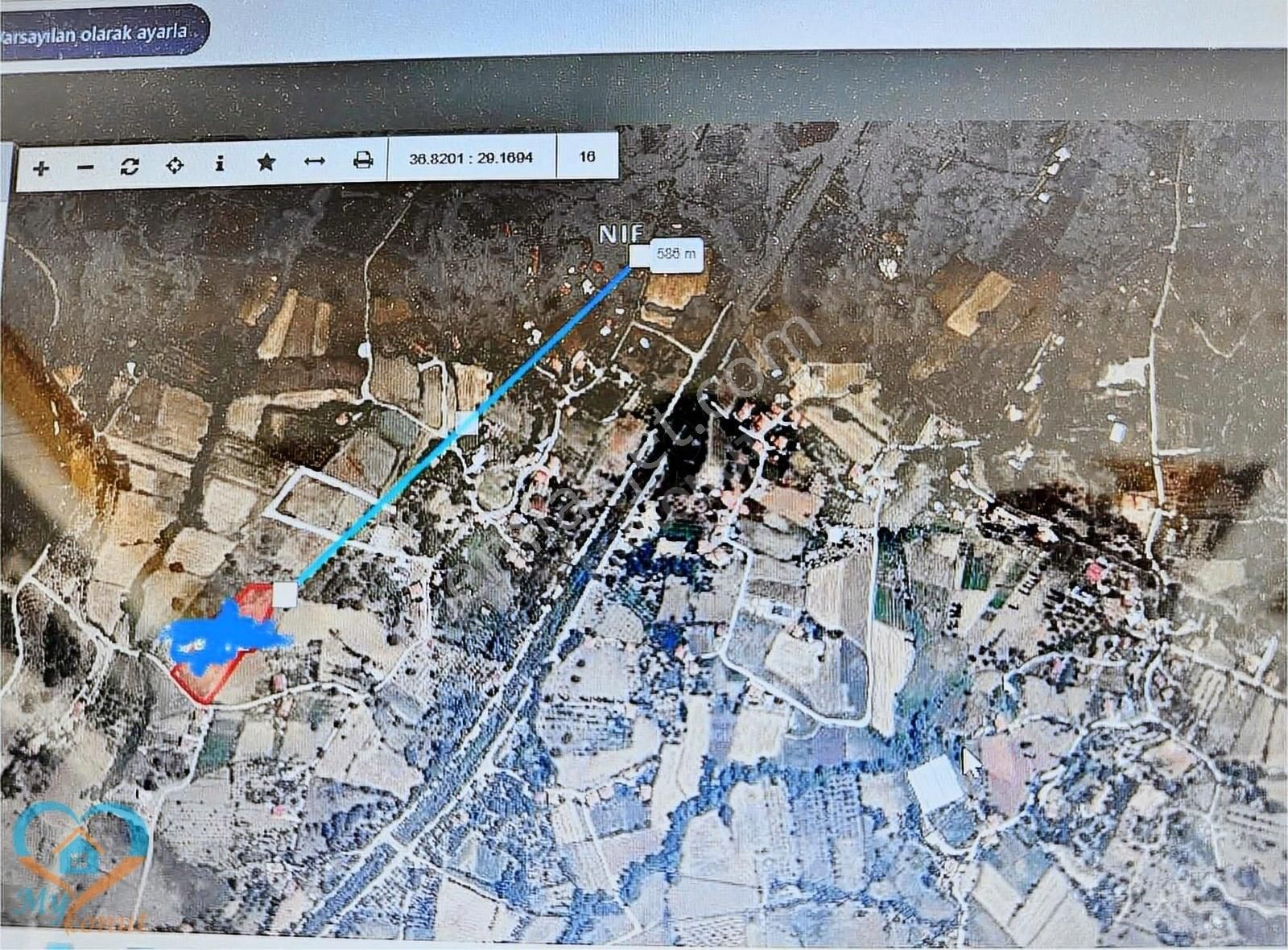 Fethiye Nif Satılık Bağ & Bahçe Fethiye Nif'te Köy İçinde Yola Cephe Satılık 7,165 M2 Tarla