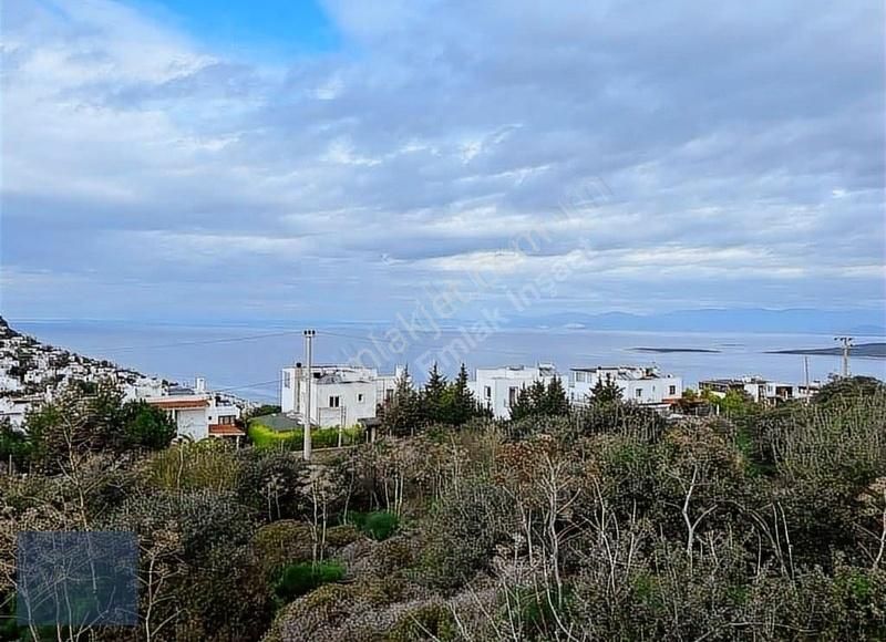 Bodrum Gündoğan Satılık Konut İmarlı Gündoğan'da Deniz Manzaralı Arsa