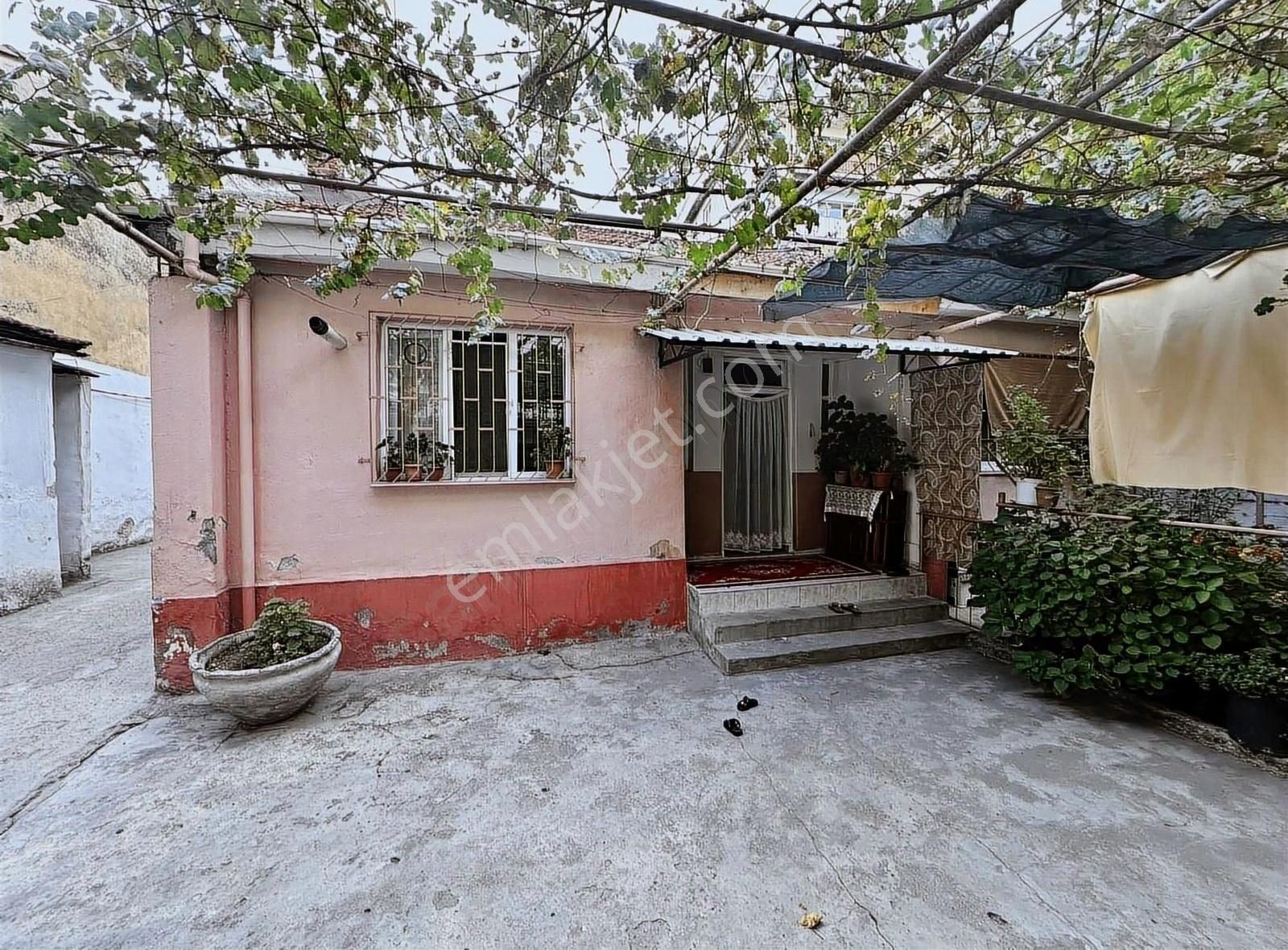 Yıldırımda Bahçeli 3 Katlı Ve 1 Katlı Fırsat Satılık Binalar - Görsel 12