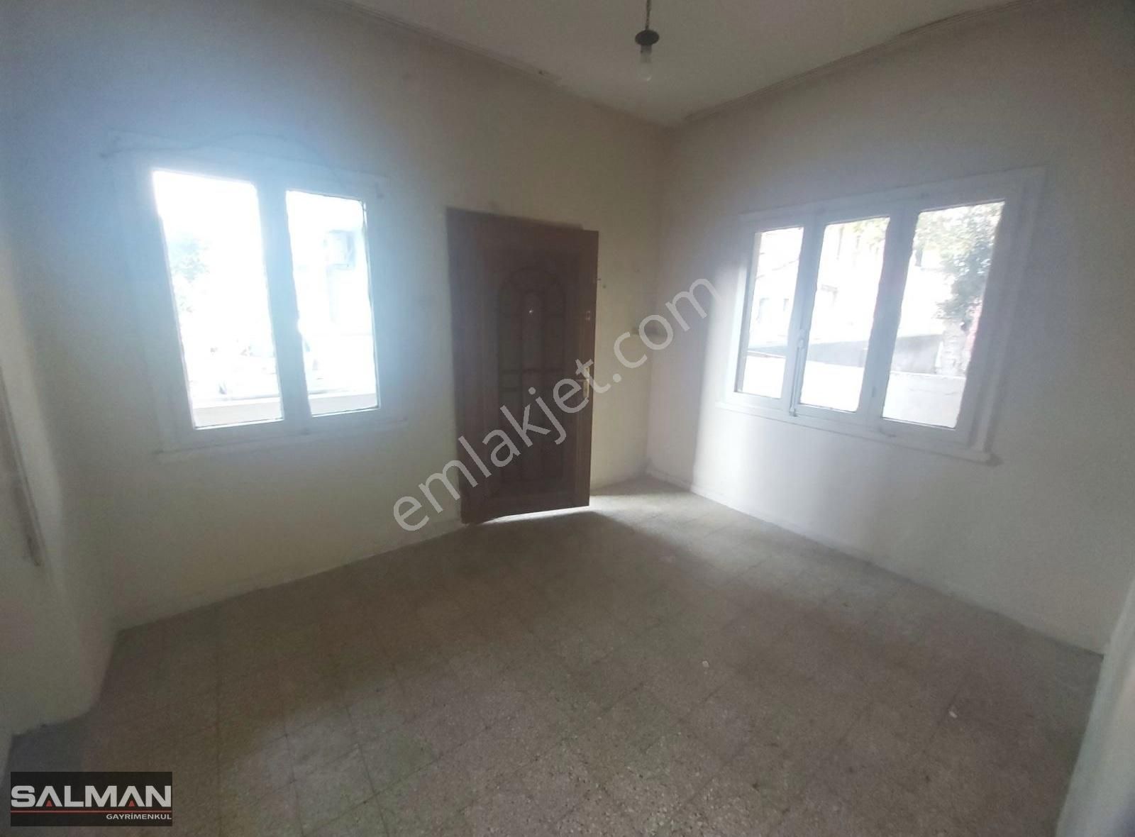 Karşıyaka İmbatlı Kiralık Daire Medikalpoint Hastanesi Arkası Kiralık 2+1 Klasik Daire