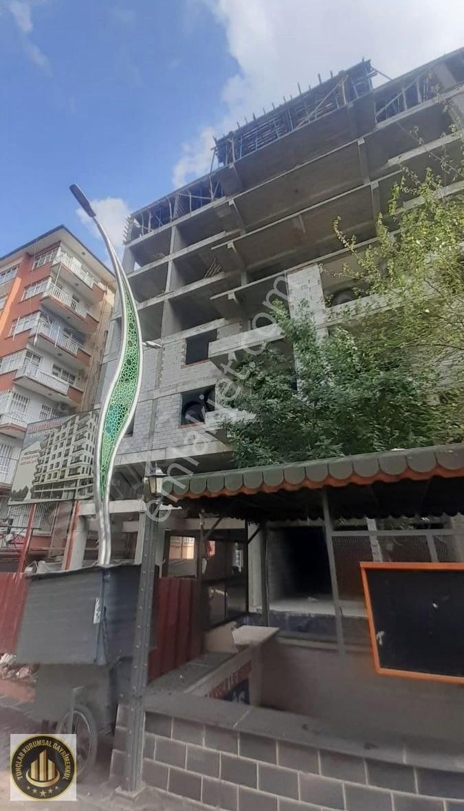 Yenişehir Kooperatifler Satılık Daire Ofis Sanat Sokağı Girişi 2+1 Satılık Daire..