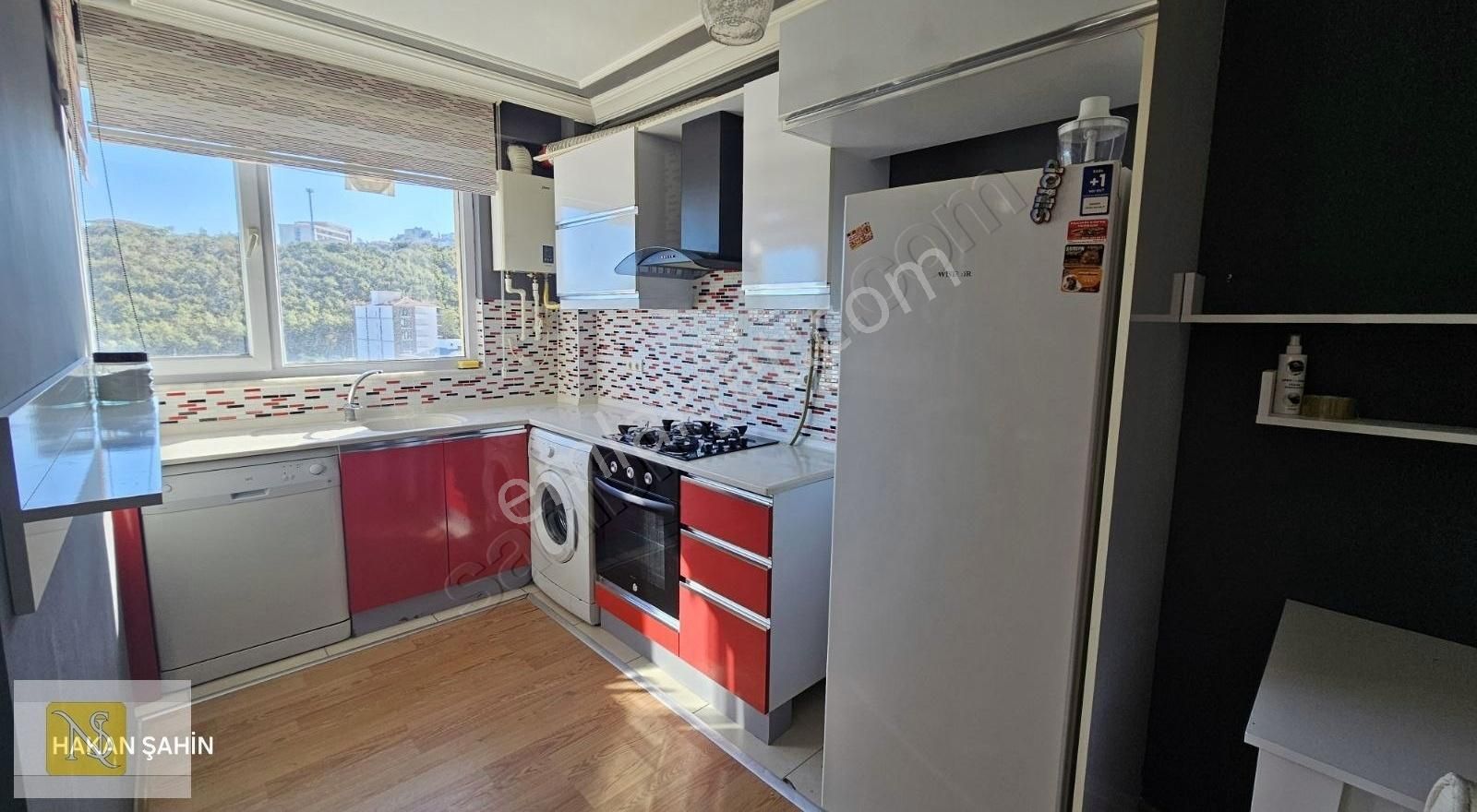 Nş Gayrimenkul Hakan Dan Satılık 2+0 Eşyalı Deniz Manzaralı