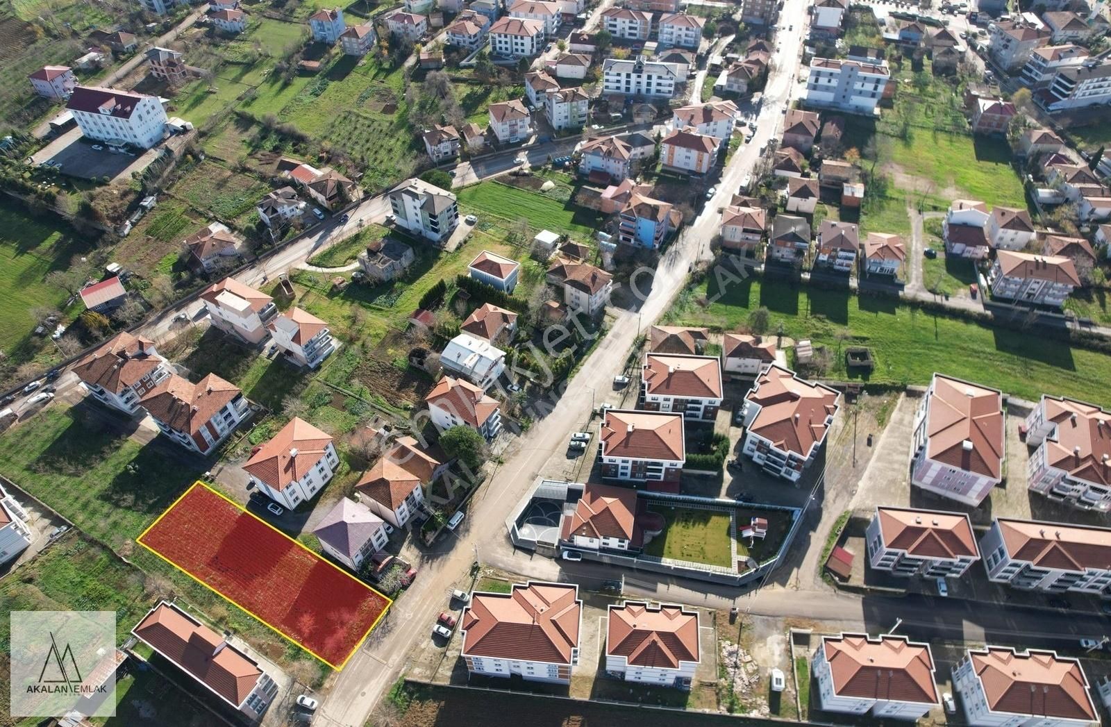 Ferizli Kemalpaşa Satılık Ticari İmarlı '' Merkez'de Anacadde Üzerinde 1.165 M2 Mükemmel Konumda Arsa ''