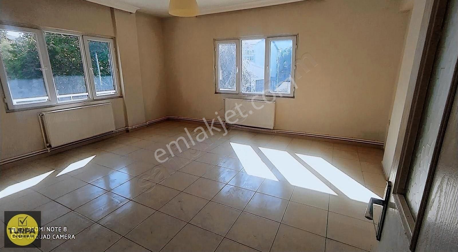 Buca Vali Rahmi Bey Kiralık Daire Vali Rahmi Bey Mahallesi'nde Kiralık Daireler (2+1-3+1)