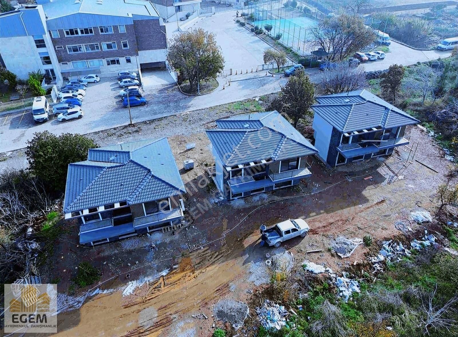 Güzelbahçe Yelki Satılık Villa Güzelbahçe Yelki De Satılık Havuzlu Müstakil Villa