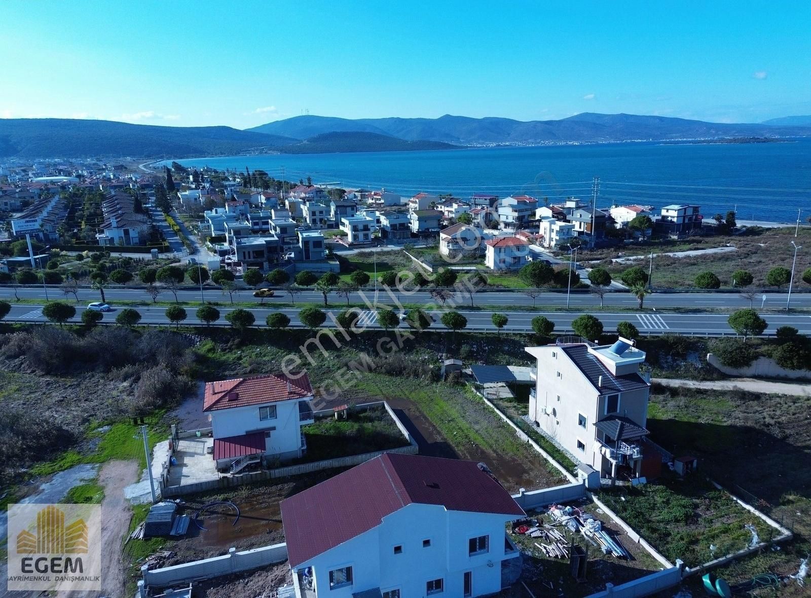 Urla İçmelerde Satılık Denize Yakın Arsa - Görsel 2