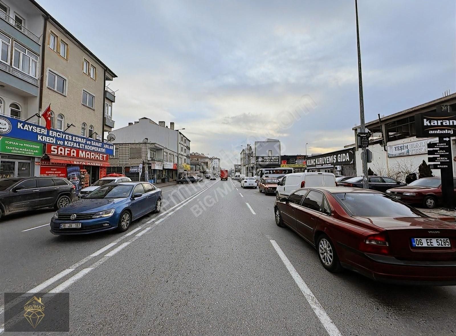 Kocasinan Alsancak Satılık Dükkan & Mağaza Argıncık Toptancılar Sitesinde Cadde Üzeri 160m2 Satılık Dükkan