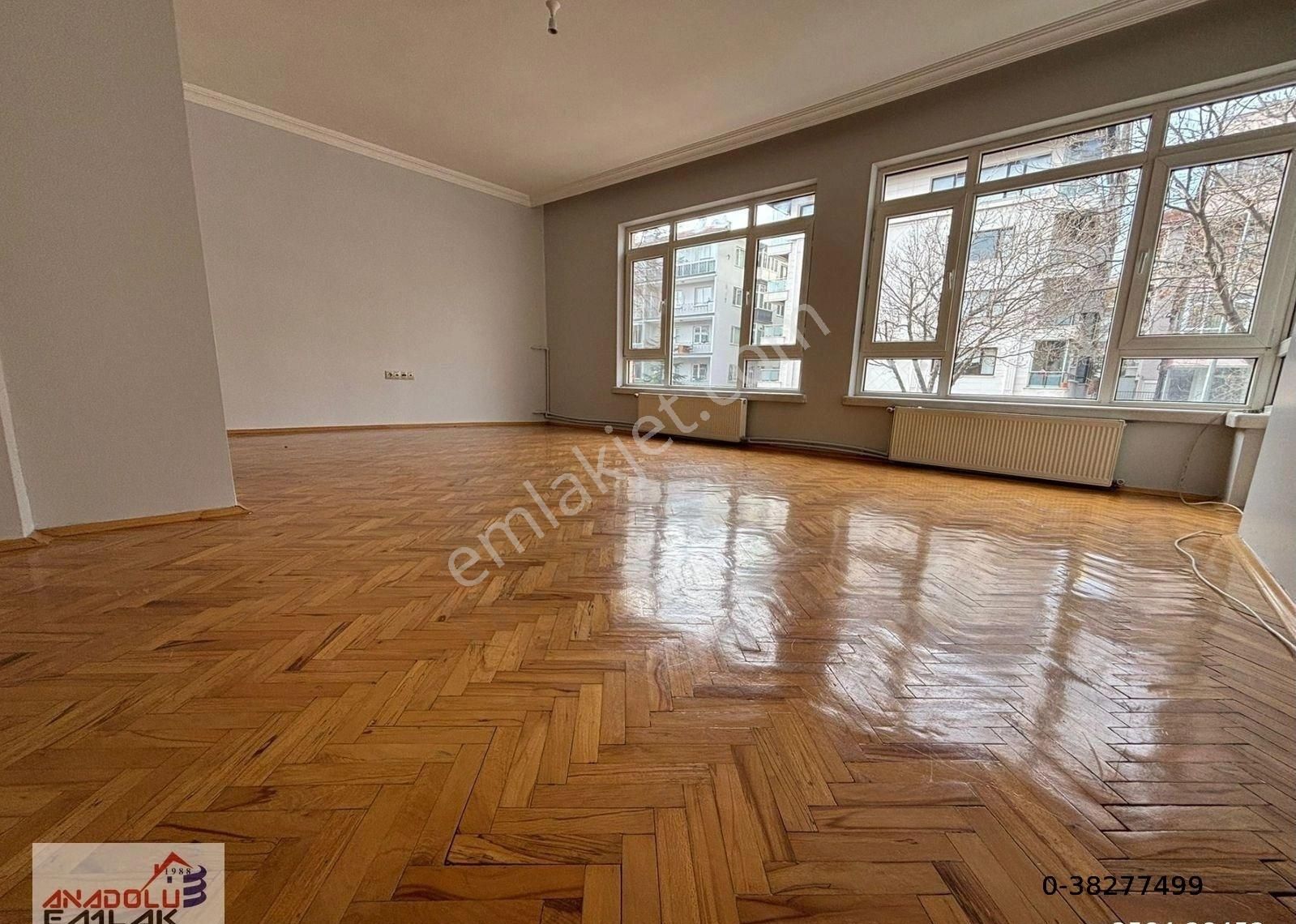 Çankaya Bahçelievler Kiralık Daire Bahçelievler Taşkent Caddesinde 2+1 1.kat Ön Merkezi Bakımlı