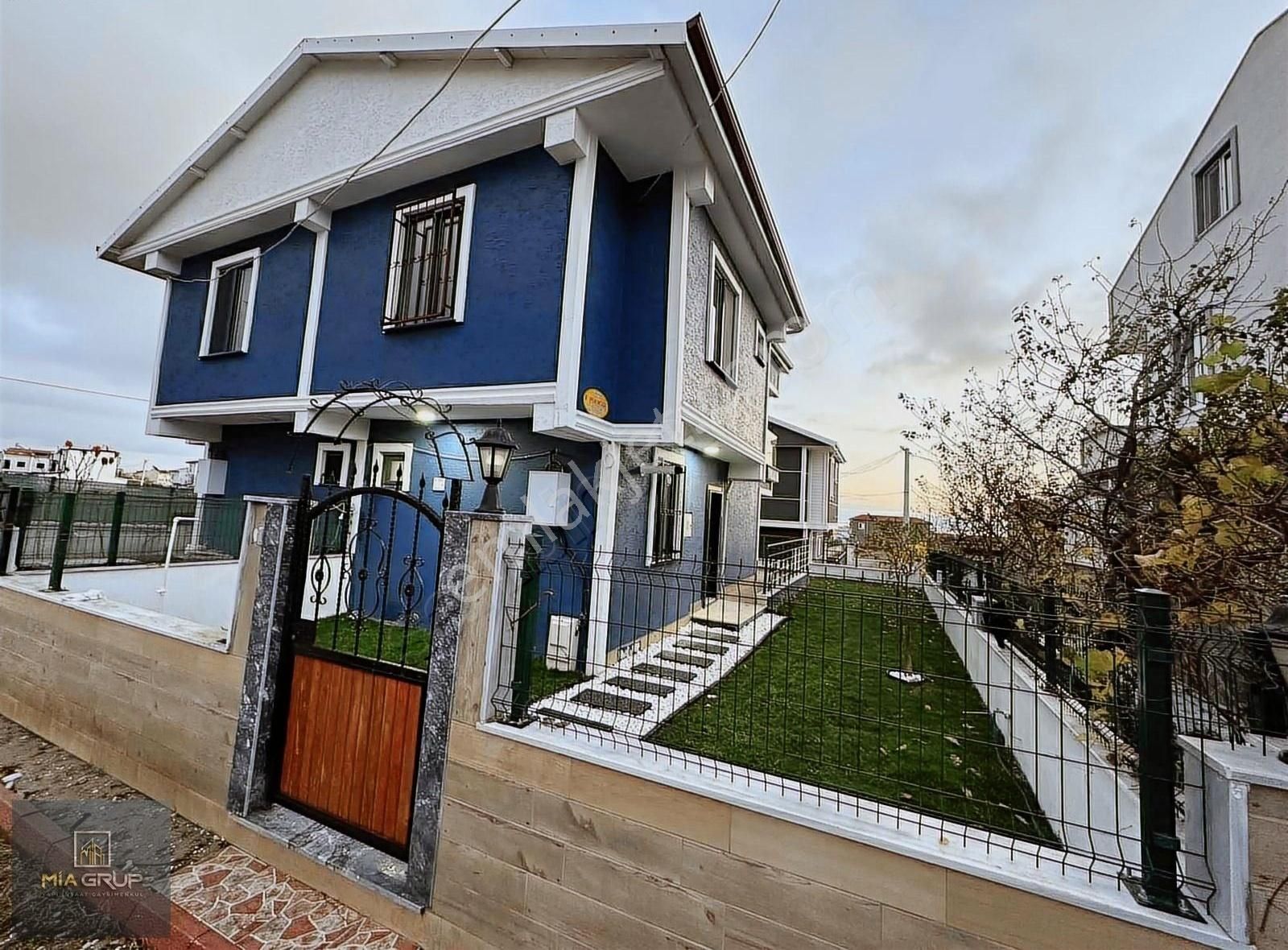 Marmaraereğlisi Dereağzı Satılık Villa Mia // İskanlı Yerden Isıtmalı