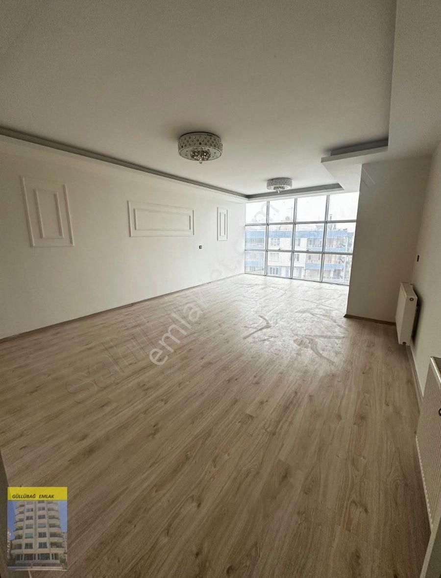 Karaköprü Narlıkuyu Kiralık Daire 35 Mt Cadde Üzeri Site İcerisi Genis 4+1 Kiralik Daire