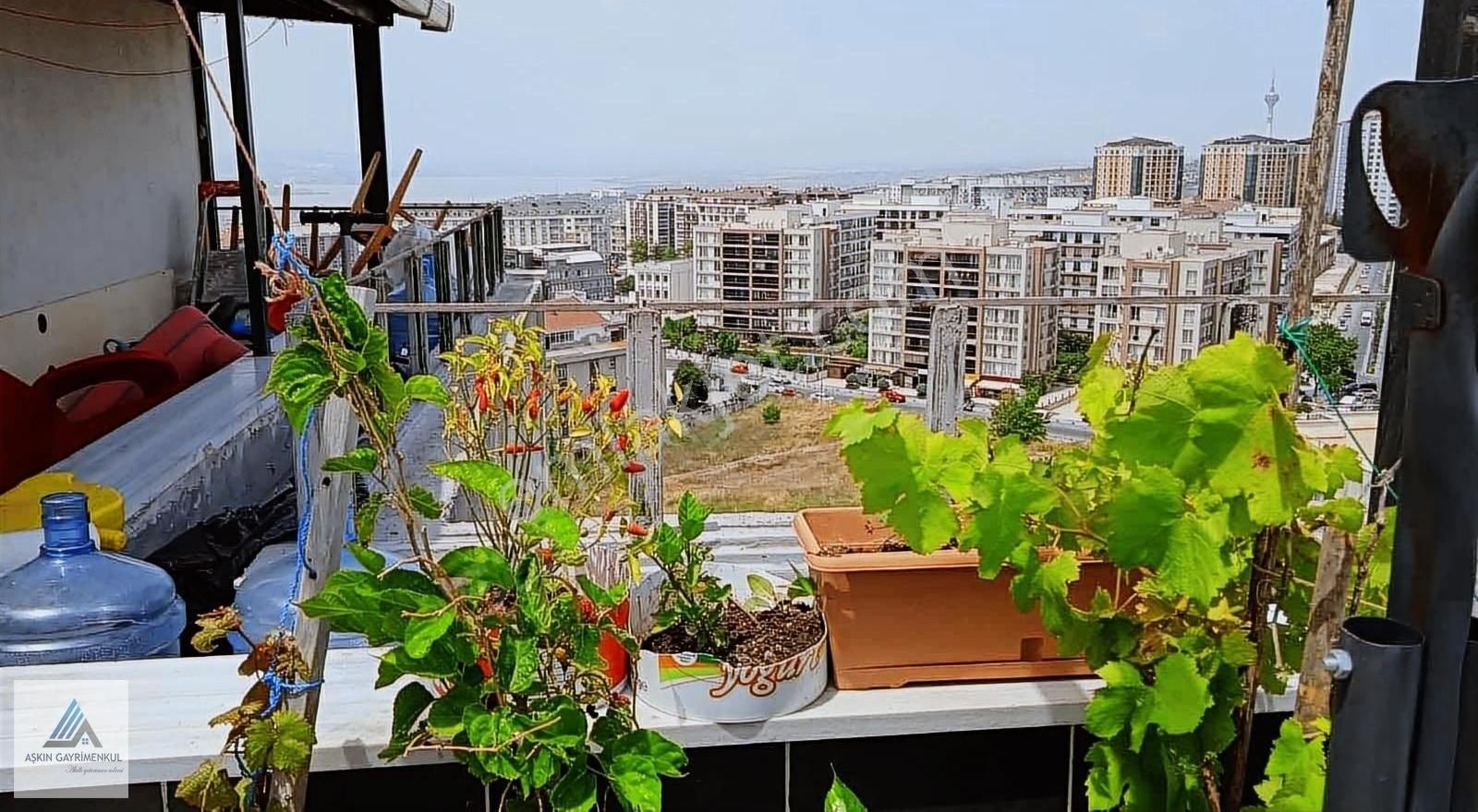 Beylikdüzü'nde Muhteşem 7+2 Dubleks Daire - Görsel 2