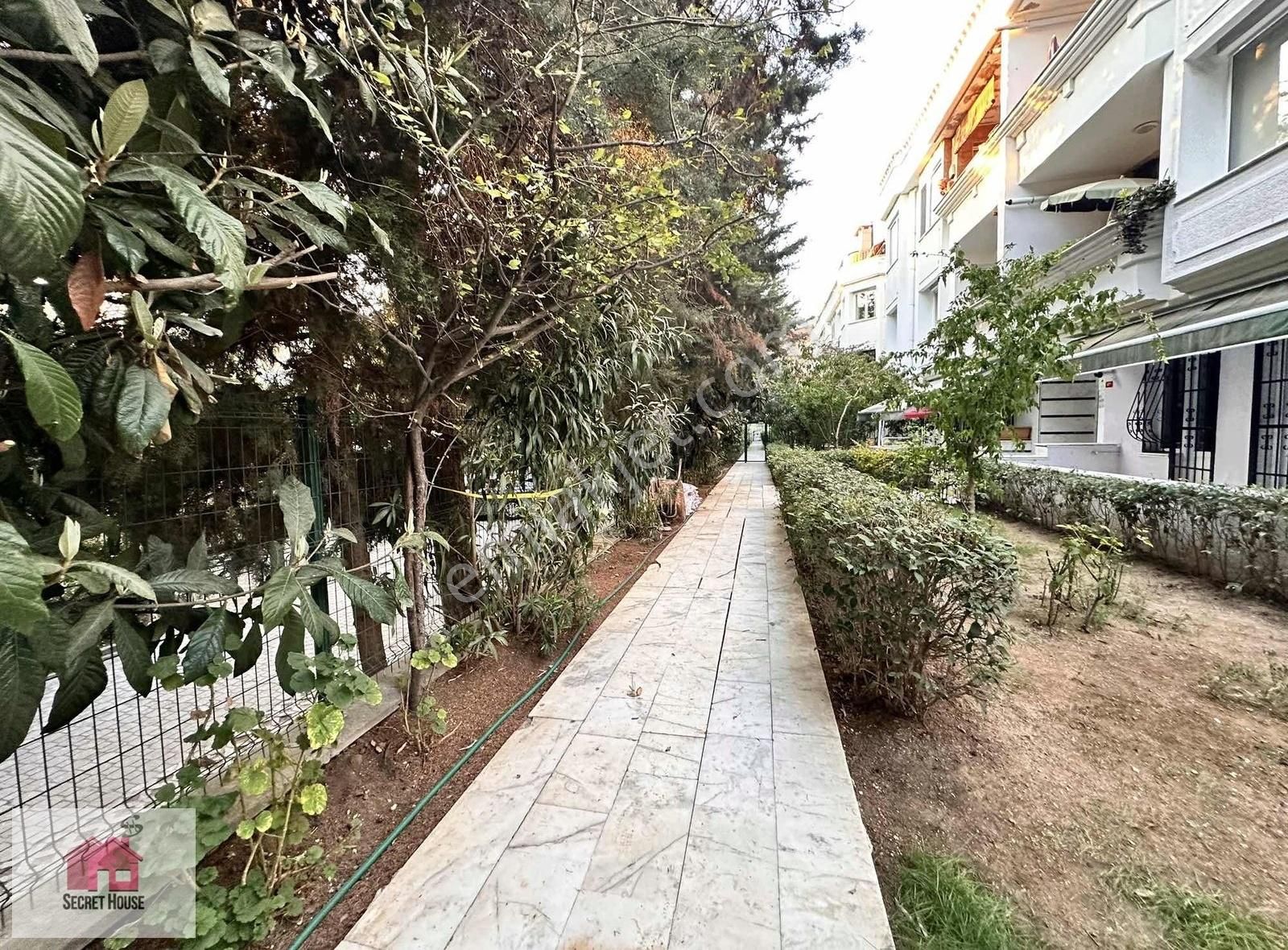 Bakırköy Şenlikköy Kiralık Daire Secret House'dan Oturuma Hazır 3+1 Düz Giriş