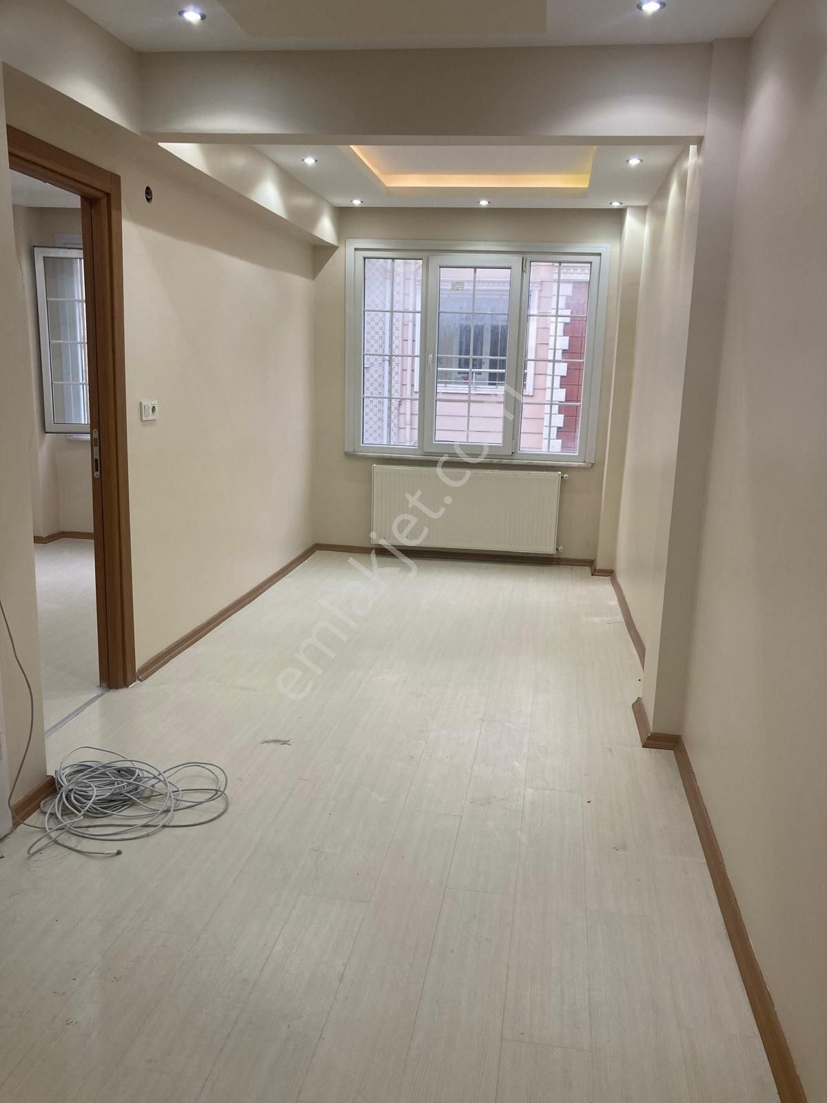 Fatih Haseki Sultan Kiralık Daire Ecem Emlaktan Fındıkzade Tranvay Yakını 75m2 Full Yapılı