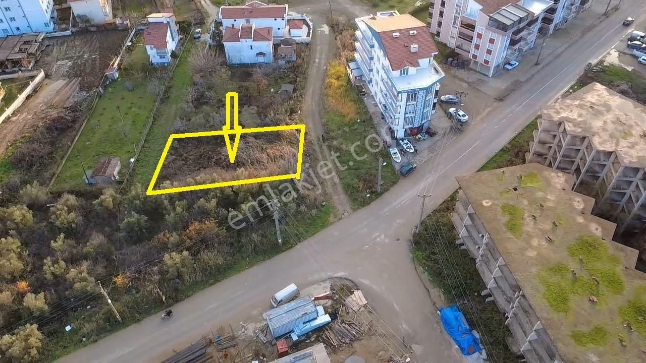 Armutlu Karşıyaka Satılık Konut İmarlı Ay Emlak'tan Denize 150 Metre Mesafede 377 M2 İmarlı Arsa