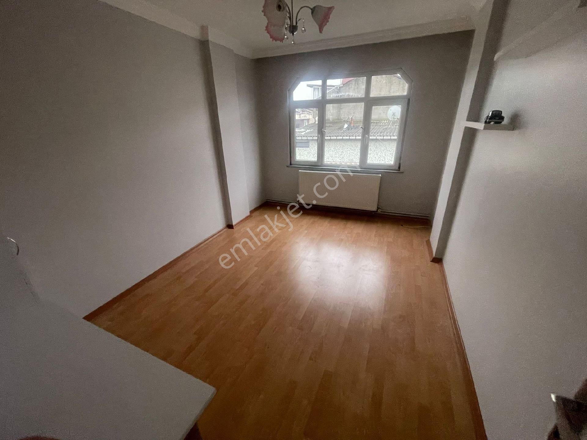 Sultangazi Cebeci Kiralık Daire Cebeci Mah.de Kiralık 3+1 Orta Kat