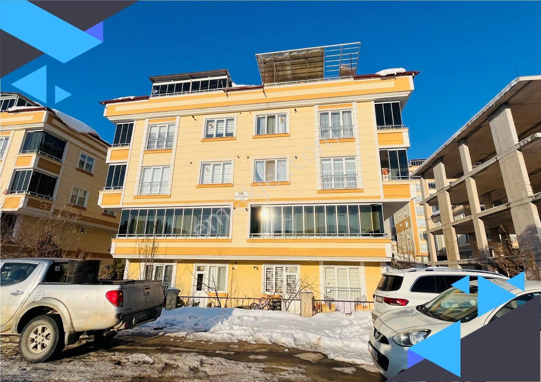 Bayburt Merkez Zahit Satılık Daire Kafeler Bölgesinde Çoruh Manzaralı 2+1 Full Eşyalı Satılık Daire