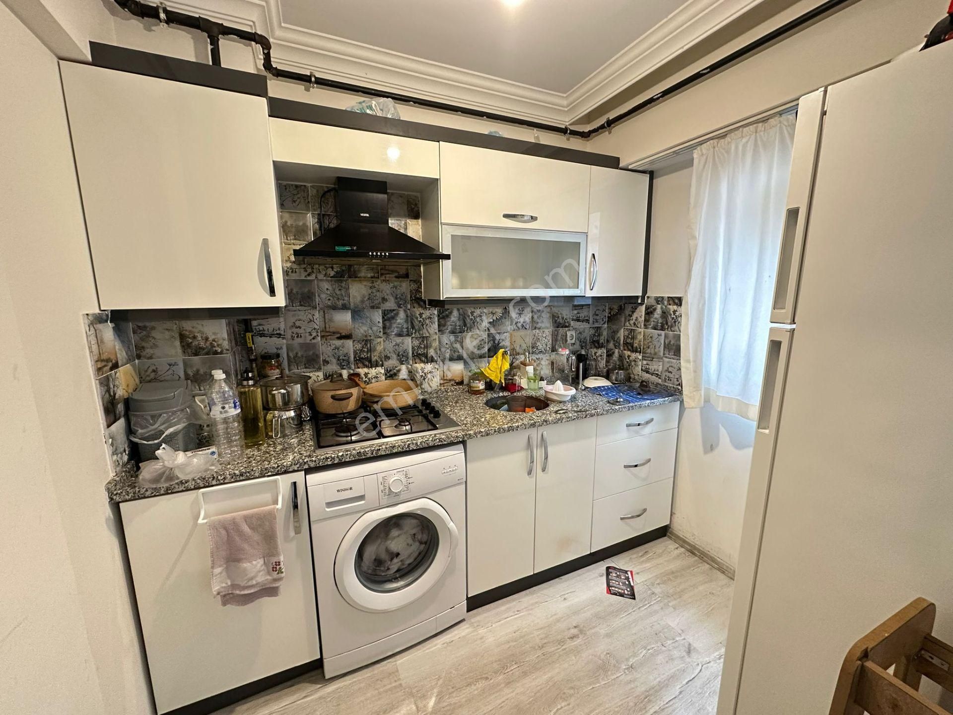 Yunusemre Karaali Satılık Daire Karaali Mahallesi 2+1 80 M2 4 Katlının 2 Katı Kombi Dogal Gazlı