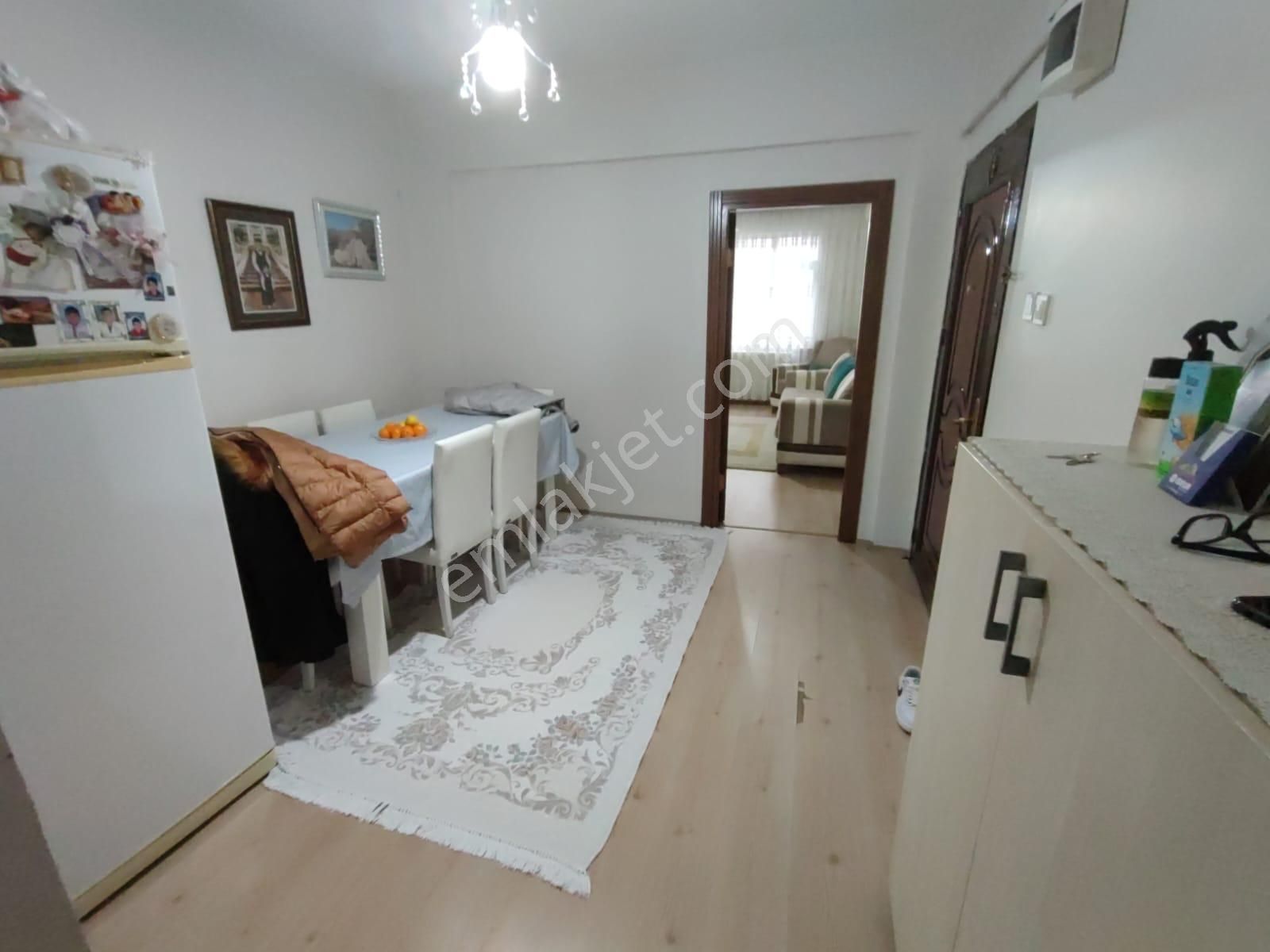 Esenler Nine Hatun Satılık Daire Nizami Bina█2+1 100m² 1.kat█22m² Hisseli█satılık Daire█yapısat█