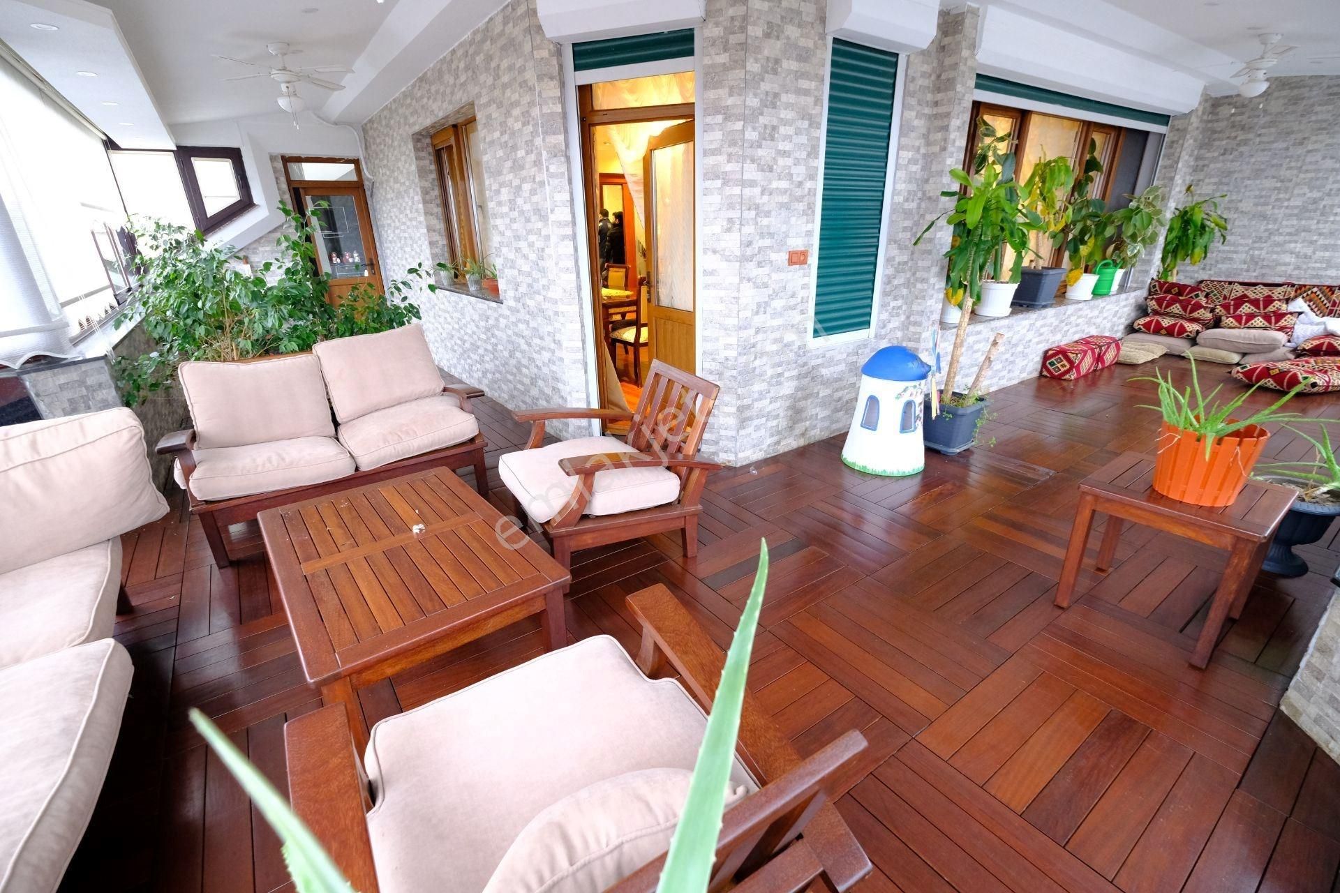 Adakale Bölgesinde Deniz Manzaralı 7+2 600 M2 Üst Tripleks Daire - Görsel 18