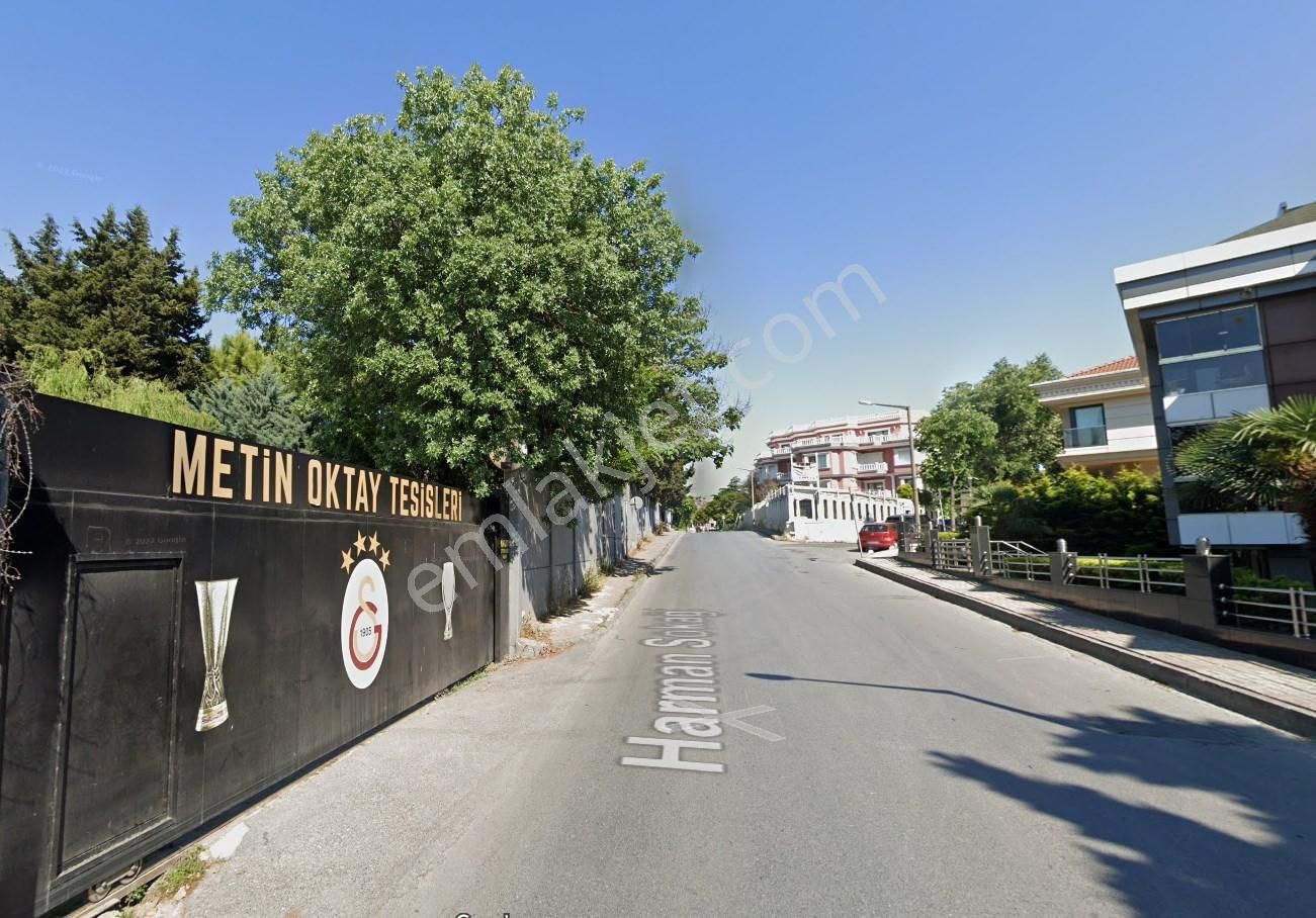 Dağıstan Gayrimenkulden Caddeye Cepheli 1.000 M2 Arsa