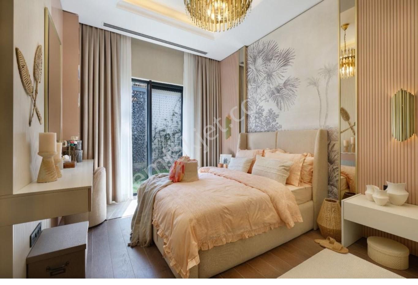 Göl Manzaralı Ultra Lüks Yapıda 5+1 Havuzlu Villa - Görsel 14